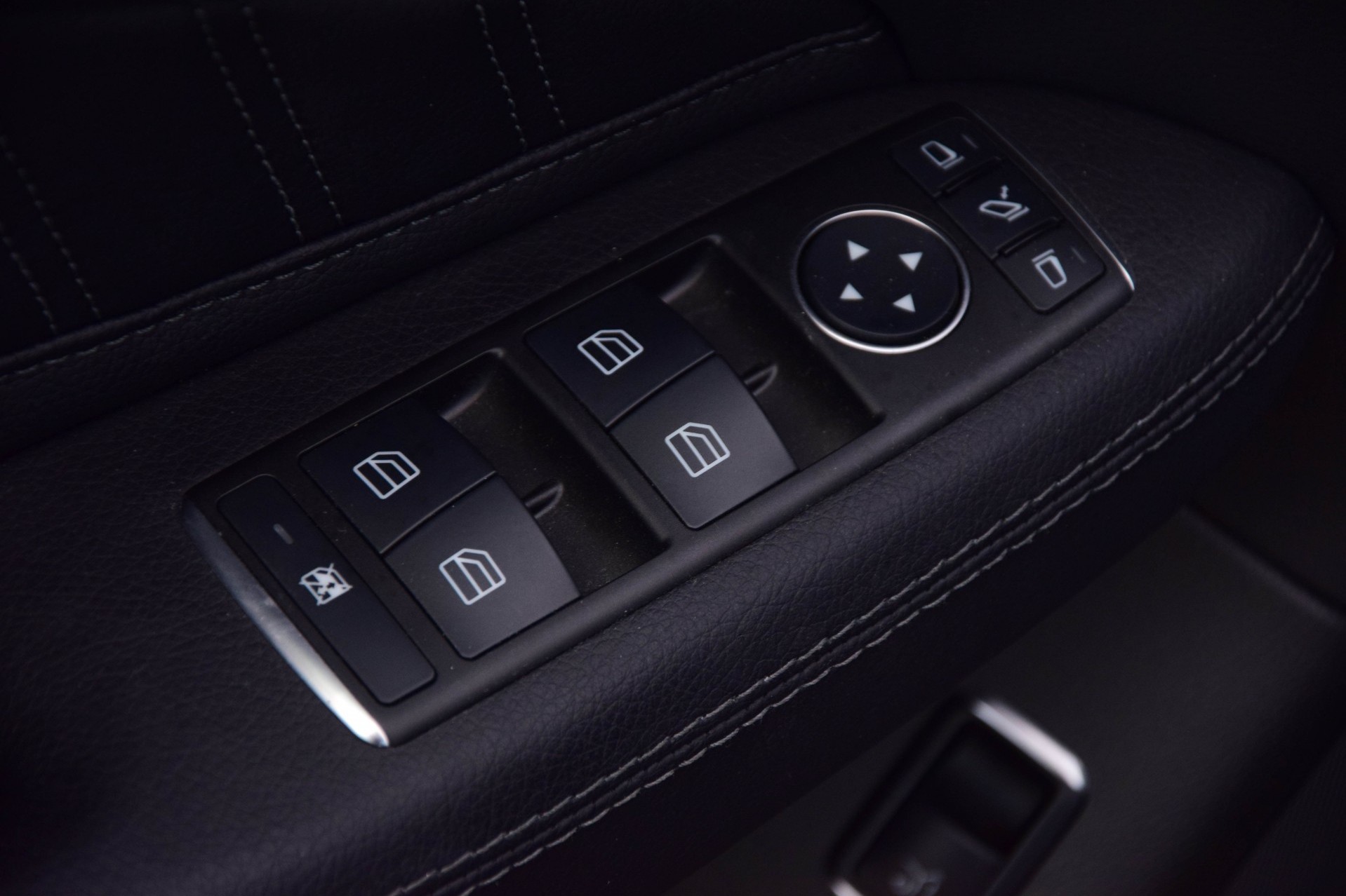 Mercedes-Benz GLS-Klasse 350d 4-MATIC AMG Night Distronic/ILS/Standkachel/Panorama/Keyless/360 Aut9 Foto 10