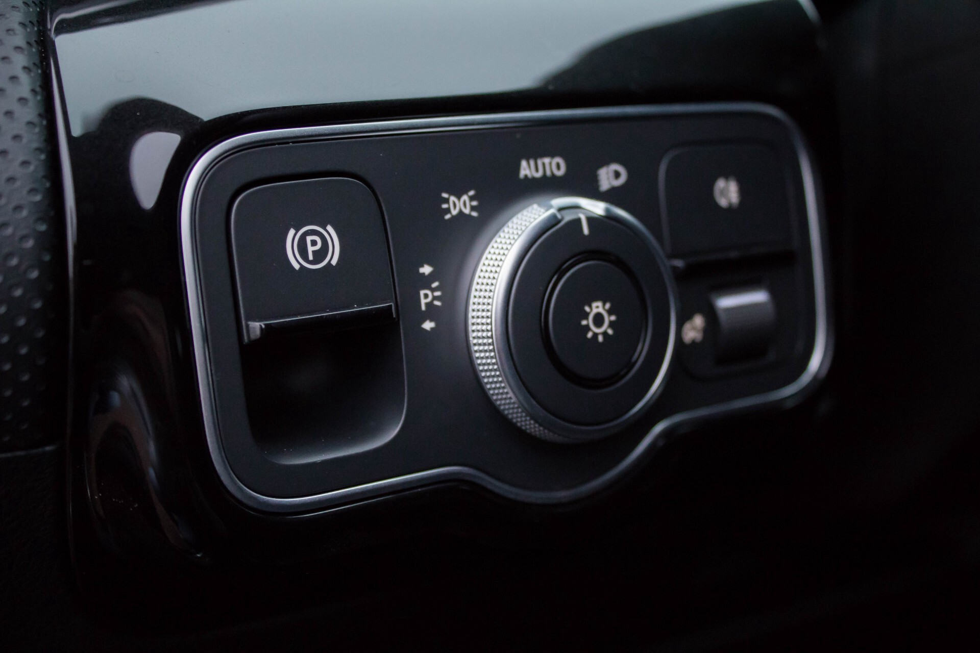 Mercedes-Benz A-Klasse 220 Progressive MBUX/Leder/Widescreen/Camera/Night/DAB+ Aut7 Foto 26