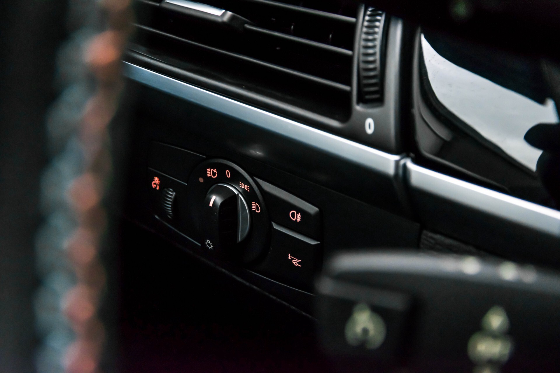 BMW X5 4.4i V8 M GRIJS KENTEKEN Aut6 Foto 16