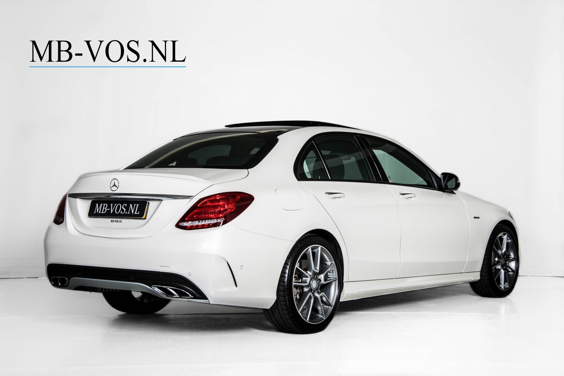 Mercedes-Benz C-Klasse 450/43 AMG 4-M Distronic/Standkachel/Panorama/Keyless/Harman-Kardon/Stoelkoeling Aut7 Foto 2