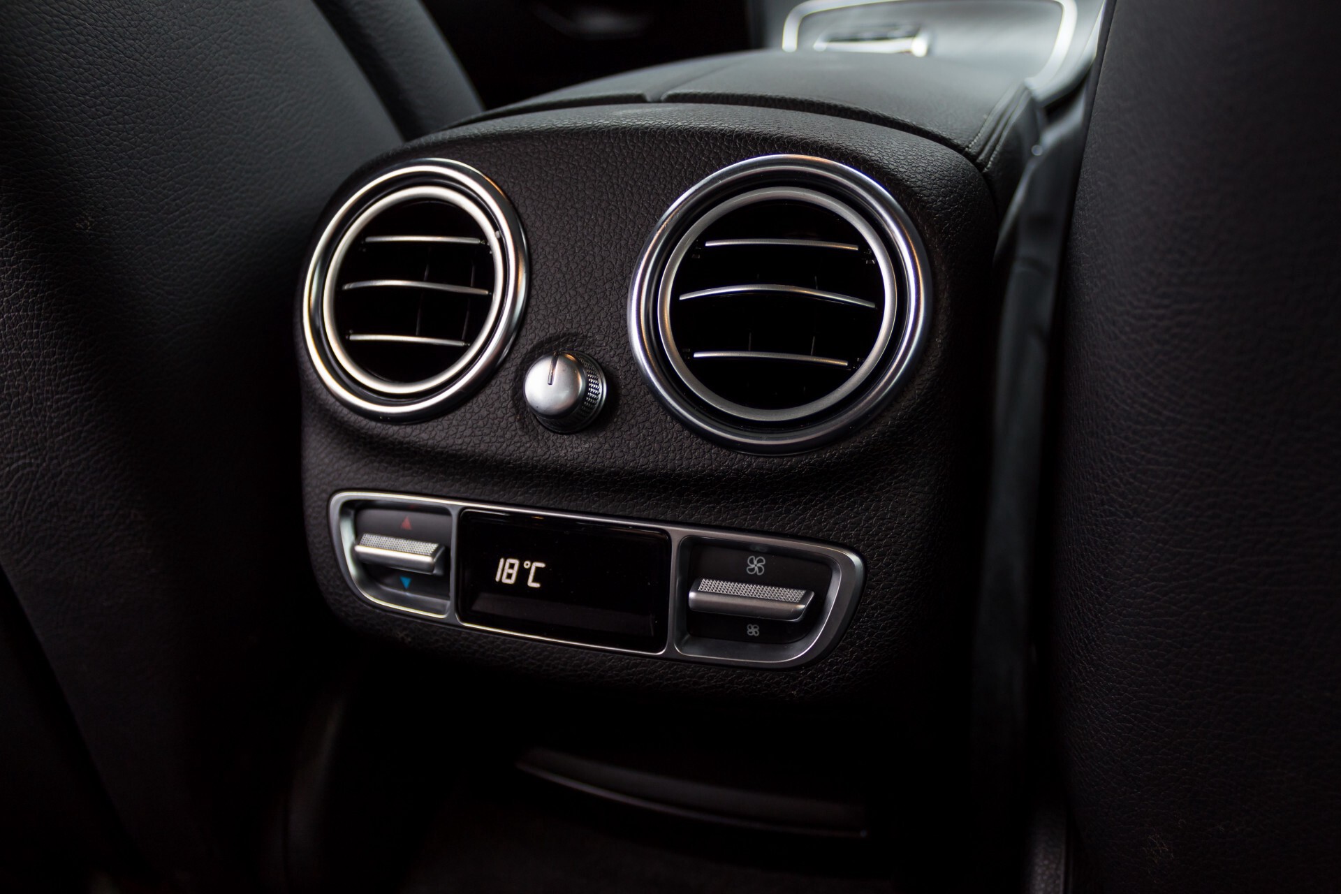 Mercedes-Benz C-Klasse 450/43 AMG 4-M Distronic/Standkachel/Panorama/Keyless/Harman-Kardon/Stoelkoeling Aut7 Foto 30