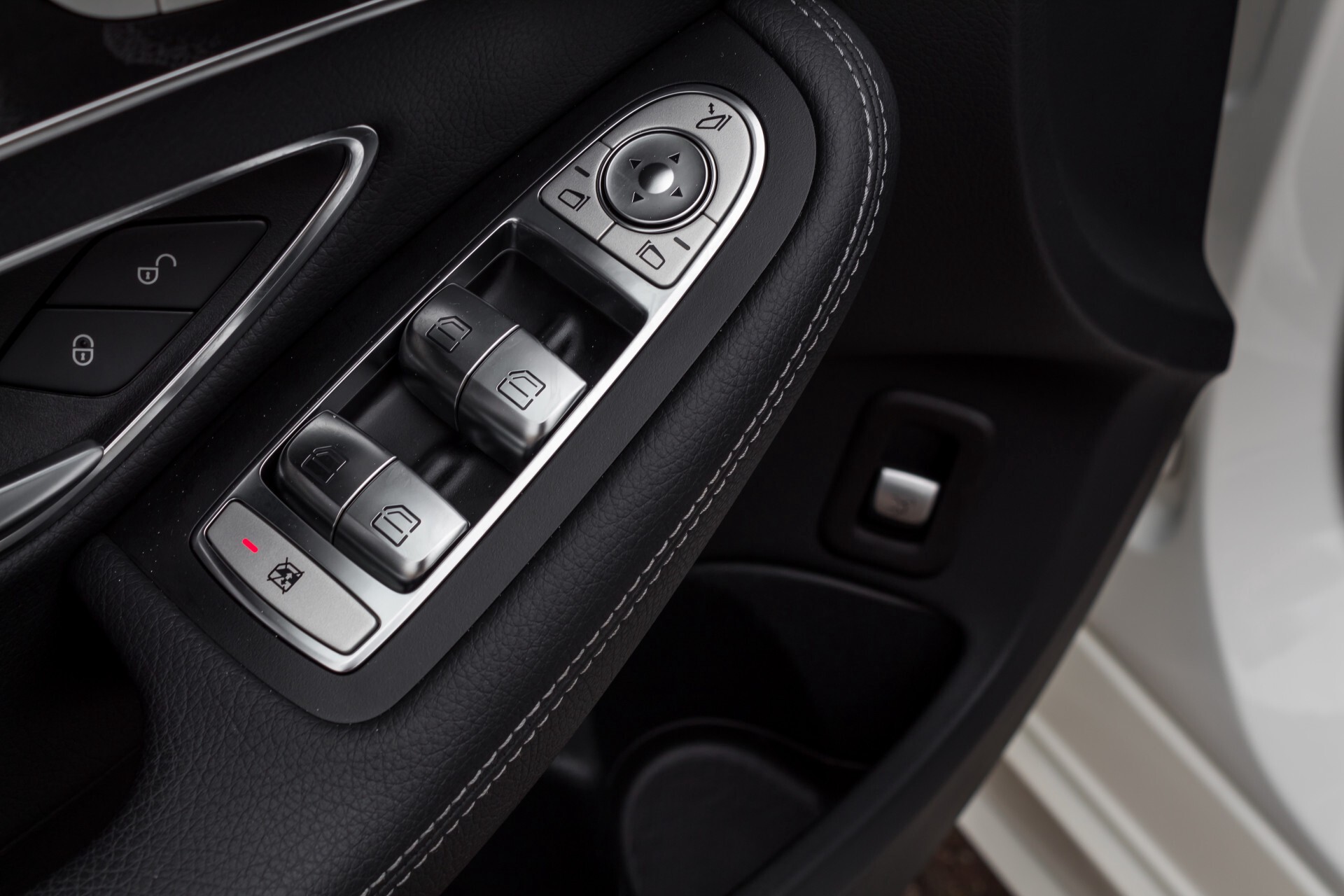 Mercedes-Benz C-Klasse 450/43 AMG 4-M Distronic/Standkachel/Panorama/Keyless/Harman-Kardon/Stoelkoeling Aut7 Foto 32