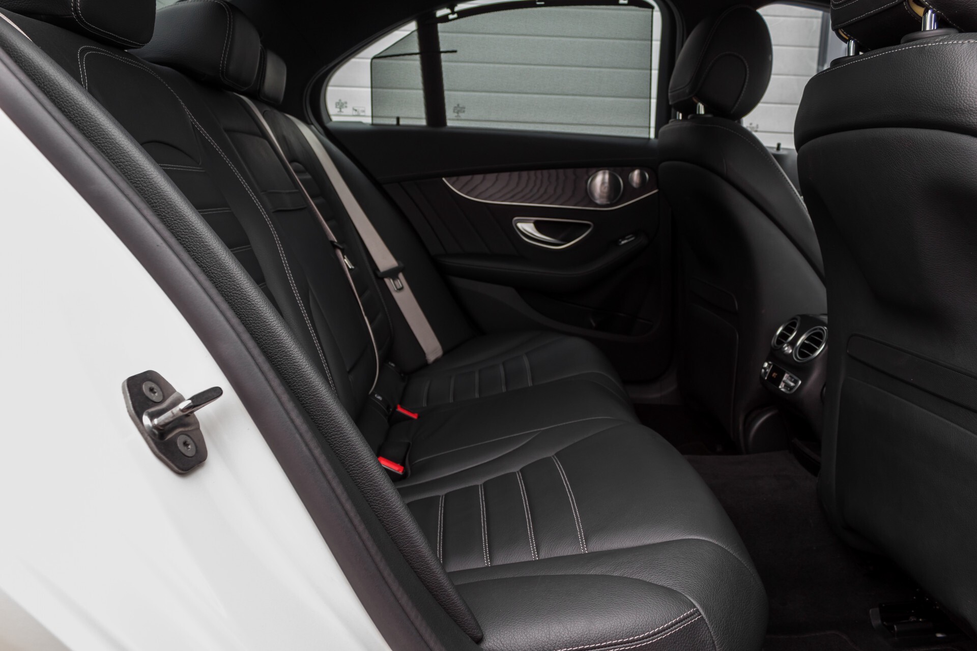 Mercedes-Benz C-Klasse 450/43 AMG 4-M Distronic/Standkachel/Panorama/Keyless/Harman-Kardon/Stoelkoeling Aut7 Foto 4