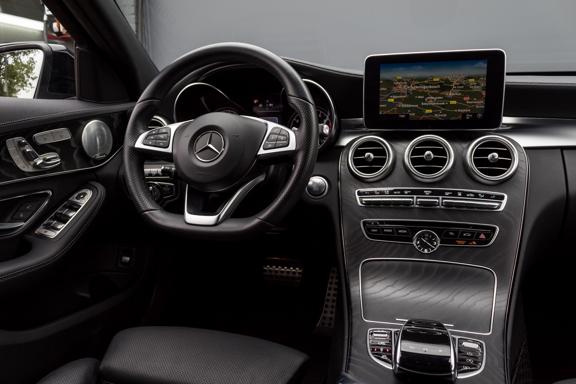 Mercedes-Benz C-Klasse 450/43 AMG 4-M Distronic/Standkachel/Panorama/Keyless/Harman-Kardon/Stoelkoeling Aut7 Foto 6