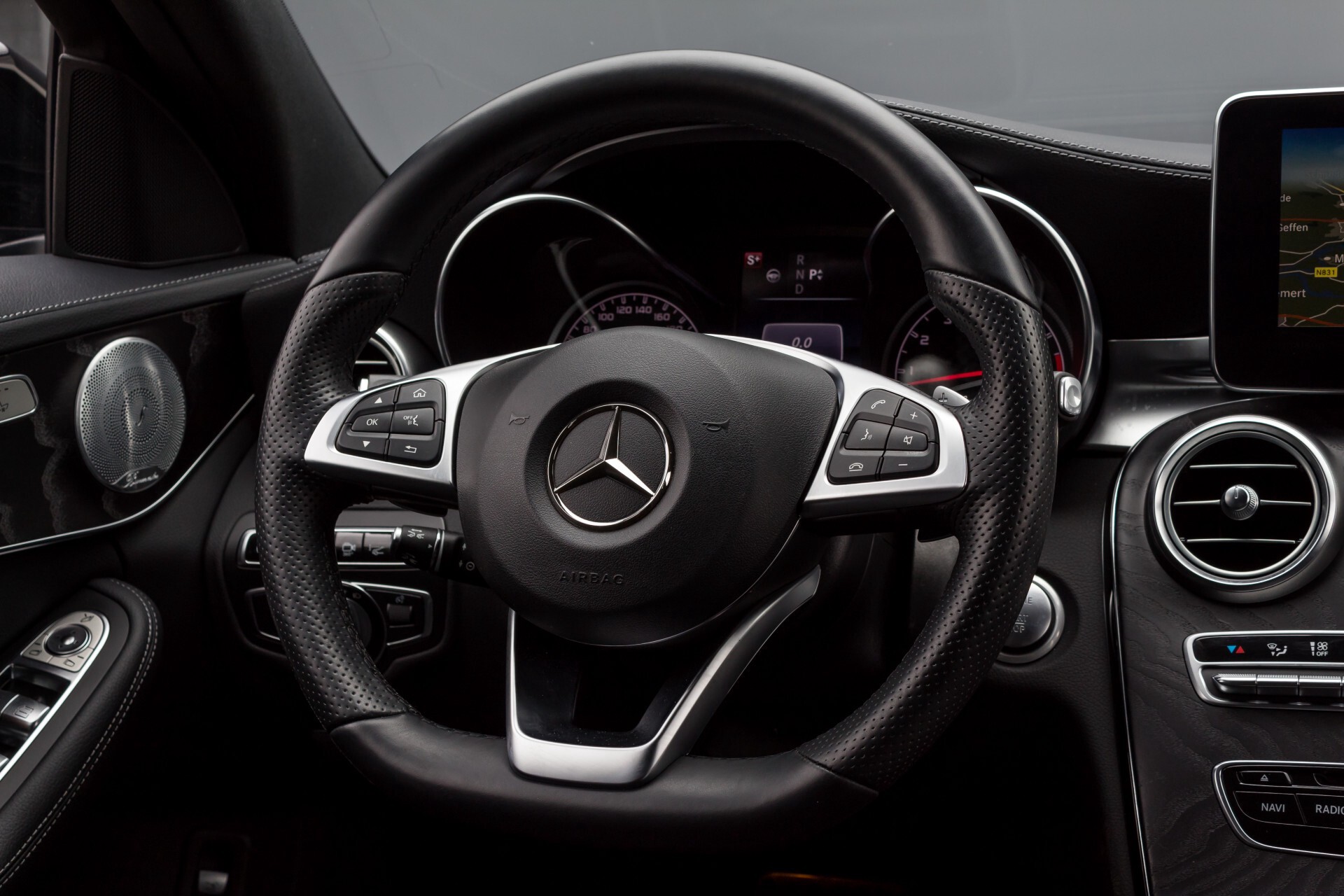 Mercedes-Benz C-Klasse 450/43 AMG 4-M Distronic/Standkachel/Panorama/Keyless/Harman-Kardon/Stoelkoeling Aut7 Foto 8