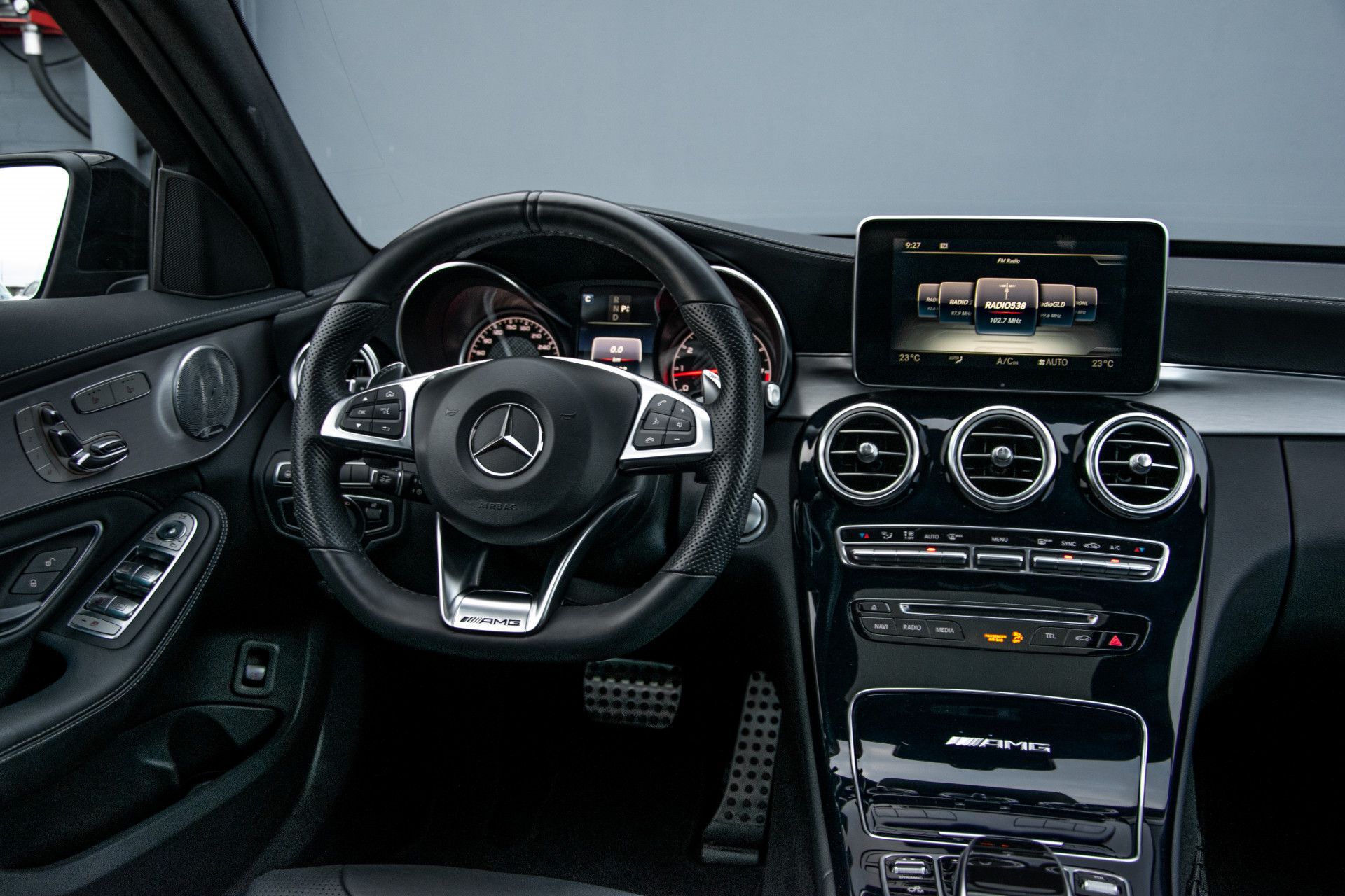 Mercedes-Benz C-Klasse Estate 63 AMG Night Designo | Rij-assistentie | Keyless | Burmester | Panorama Aut7 Foto 5