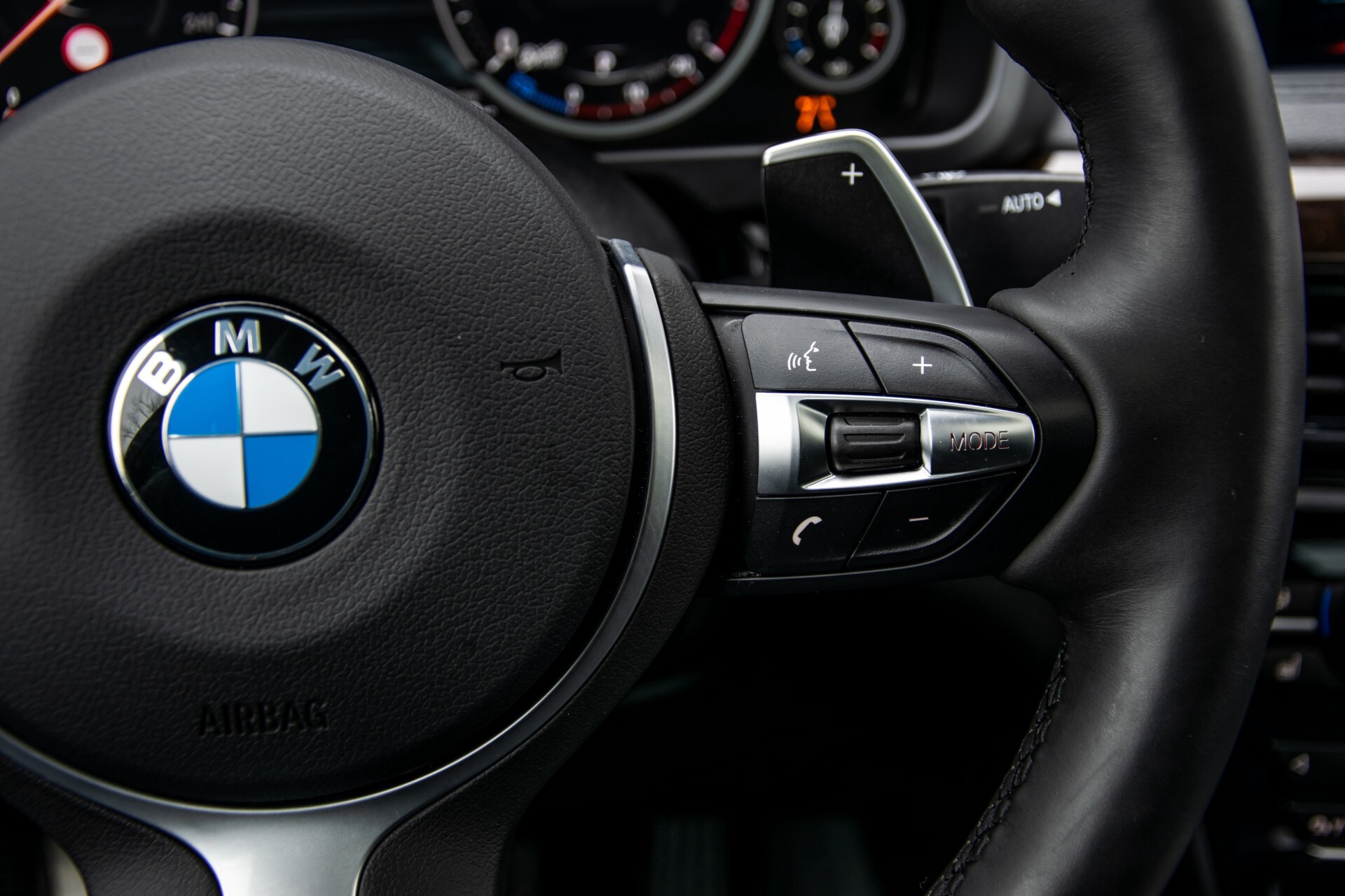 BMW X6 xDrive 40d M-sport Full Options Aut8 Foto 16