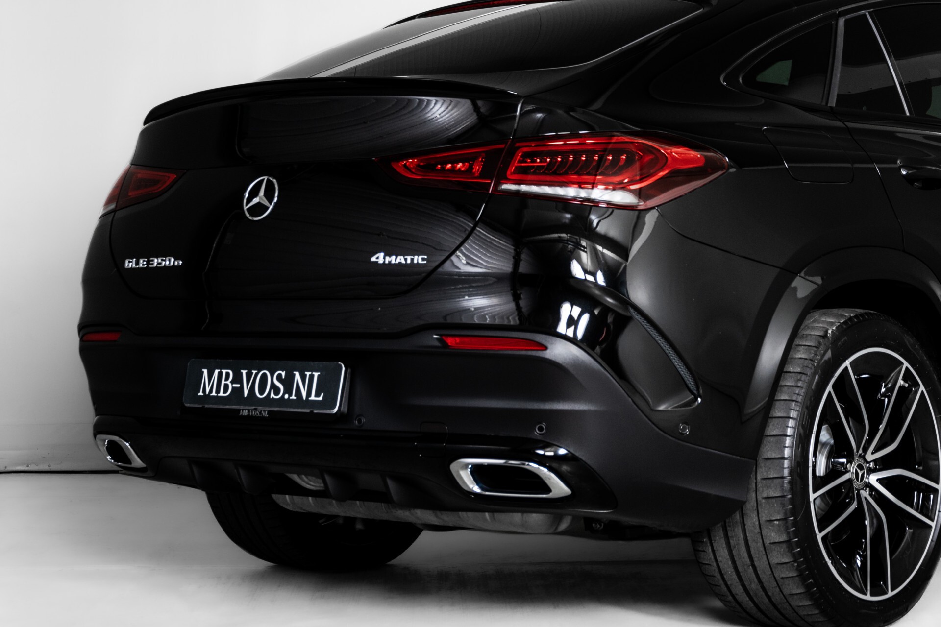 Mercedes-Benz GLE Coupé 350 e 4-M AMG Luchtvering | Night | 22" | Panorama | Rij-assistentie | Mem | Trekhaak Aut9 Foto 56