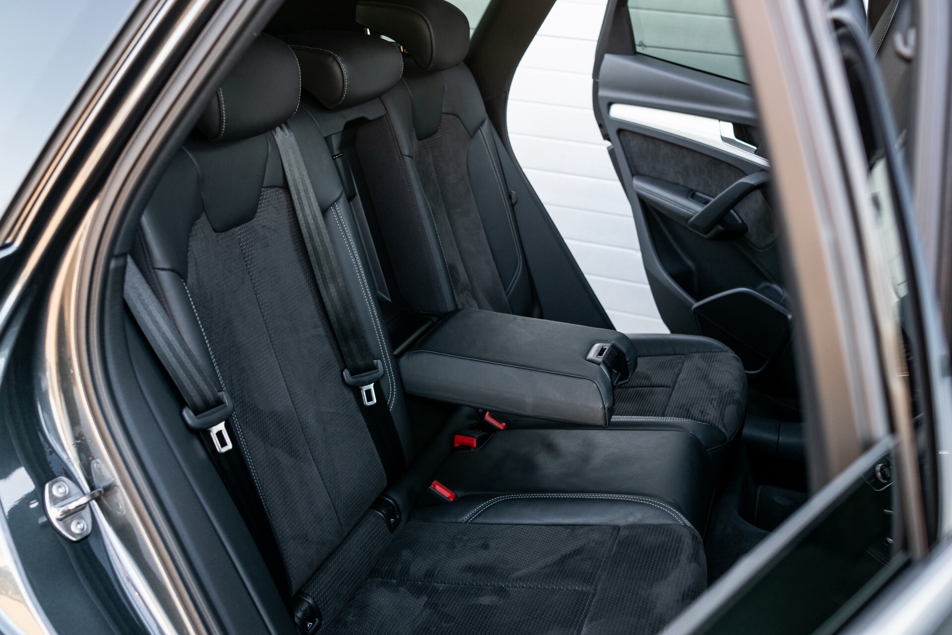 Audi Q5 2.0 TFSI Quattro Sport S-Line Edition Panorama | Aut-Trekhaak | Virtual Cockpit | 20" | Keyless | NL Auto Aut7 Foto 4