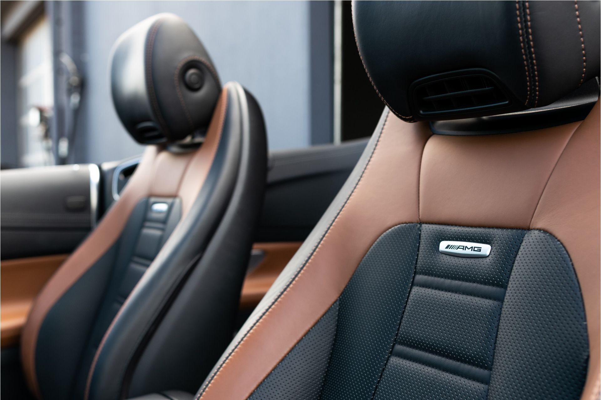 Mercedes-Benz E-Klasse Cabrio 53 AMG 4-M Night | Massage | Rij-assistentie | Keyless | HUD | Burmester | Standkachel Aut9 Foto 31