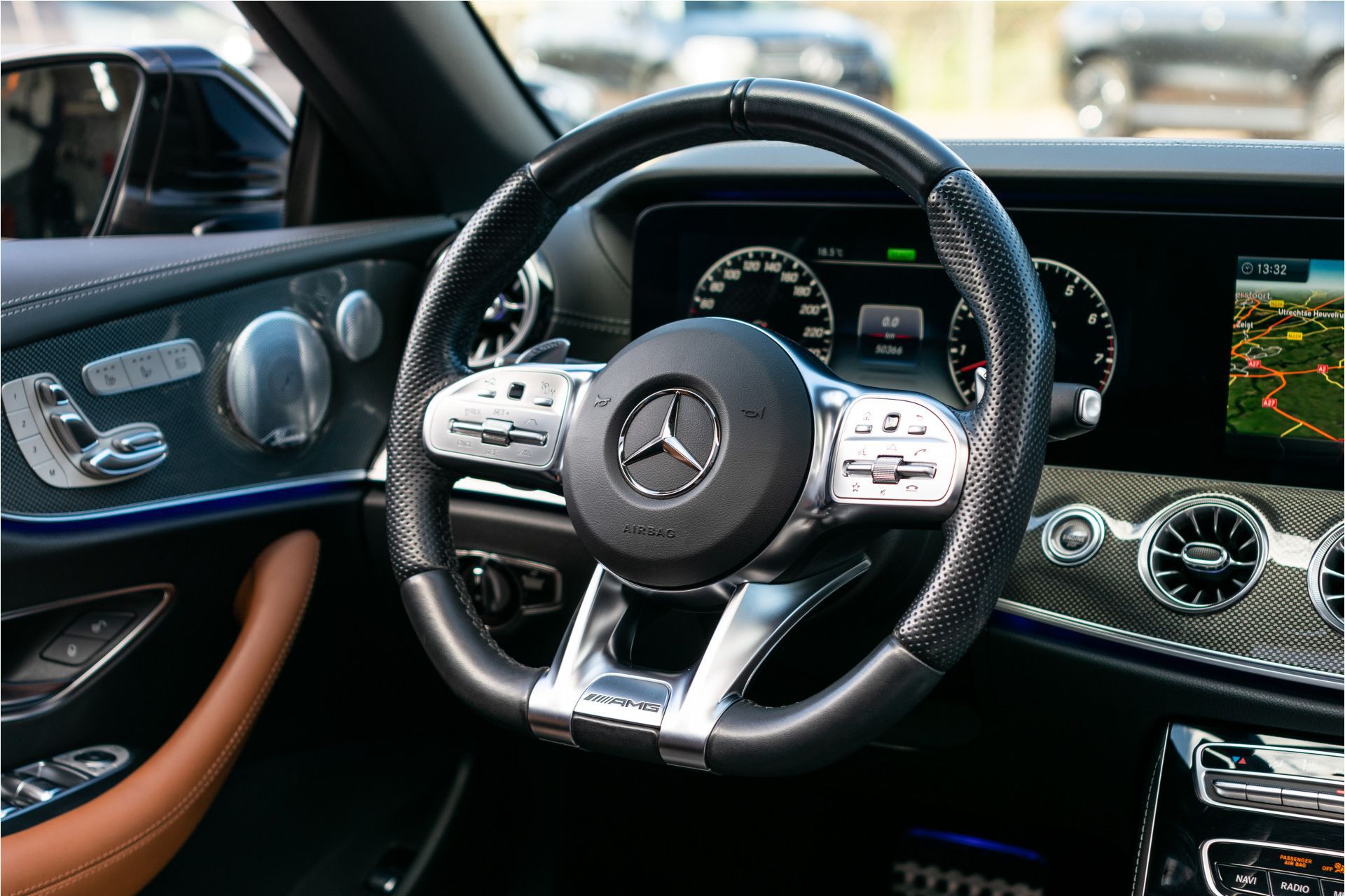 Mercedes-Benz E-Klasse Cabrio 53 AMG 4-M Night | Massage | Rij-assistentie | Keyless | HUD | Burmester | Standkachel Aut9 Foto 32