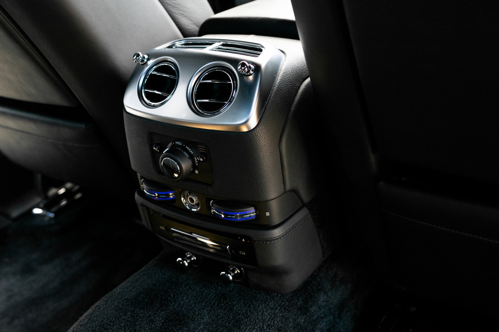Rolls-Royce Ghost Series II 6.6 V12 Entertainment/HUD | 21" | DAB | Klaptafels | Driving Assistant Aut Foto 26