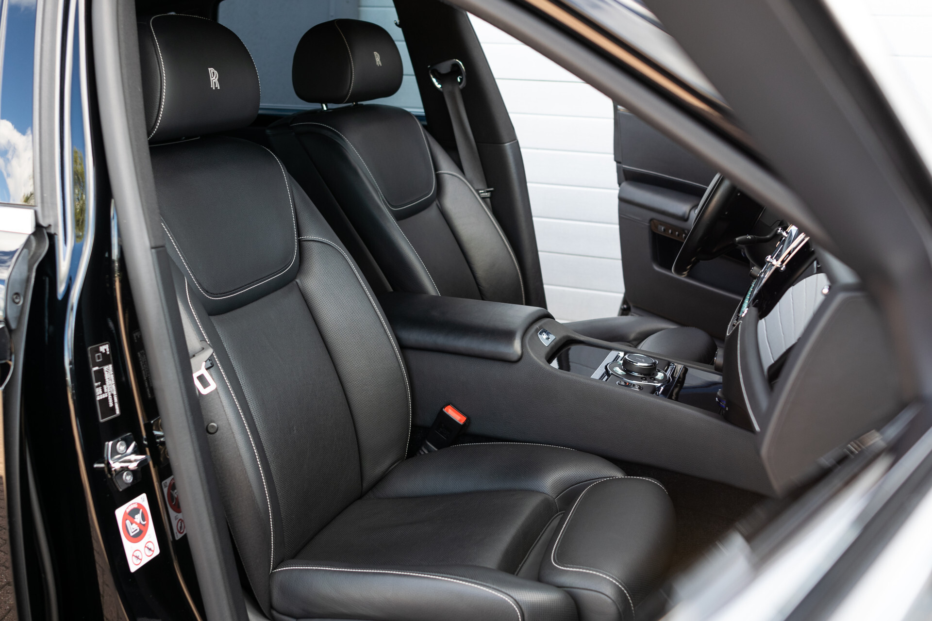 Rolls-Royce Ghost Series II 6.6 V12 Entertainment/HUD | 21" | DAB | Klaptafels | Driving Assistant Aut Foto 3
