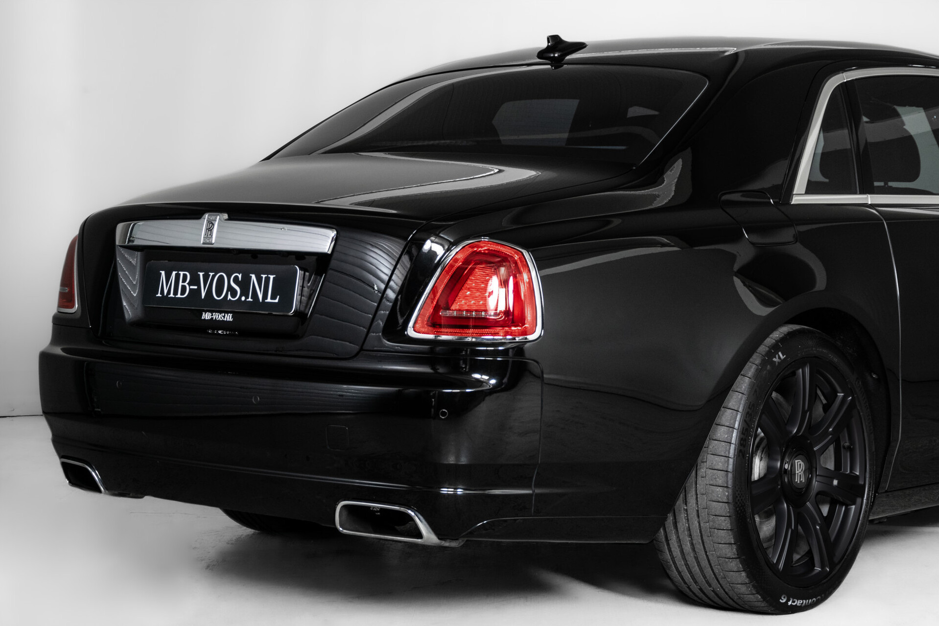 Rolls-Royce Ghost Series II 6.6 V12 Entertainment/HUD | 21" | DAB | Klaptafels | Driving Assistant Aut Foto 31