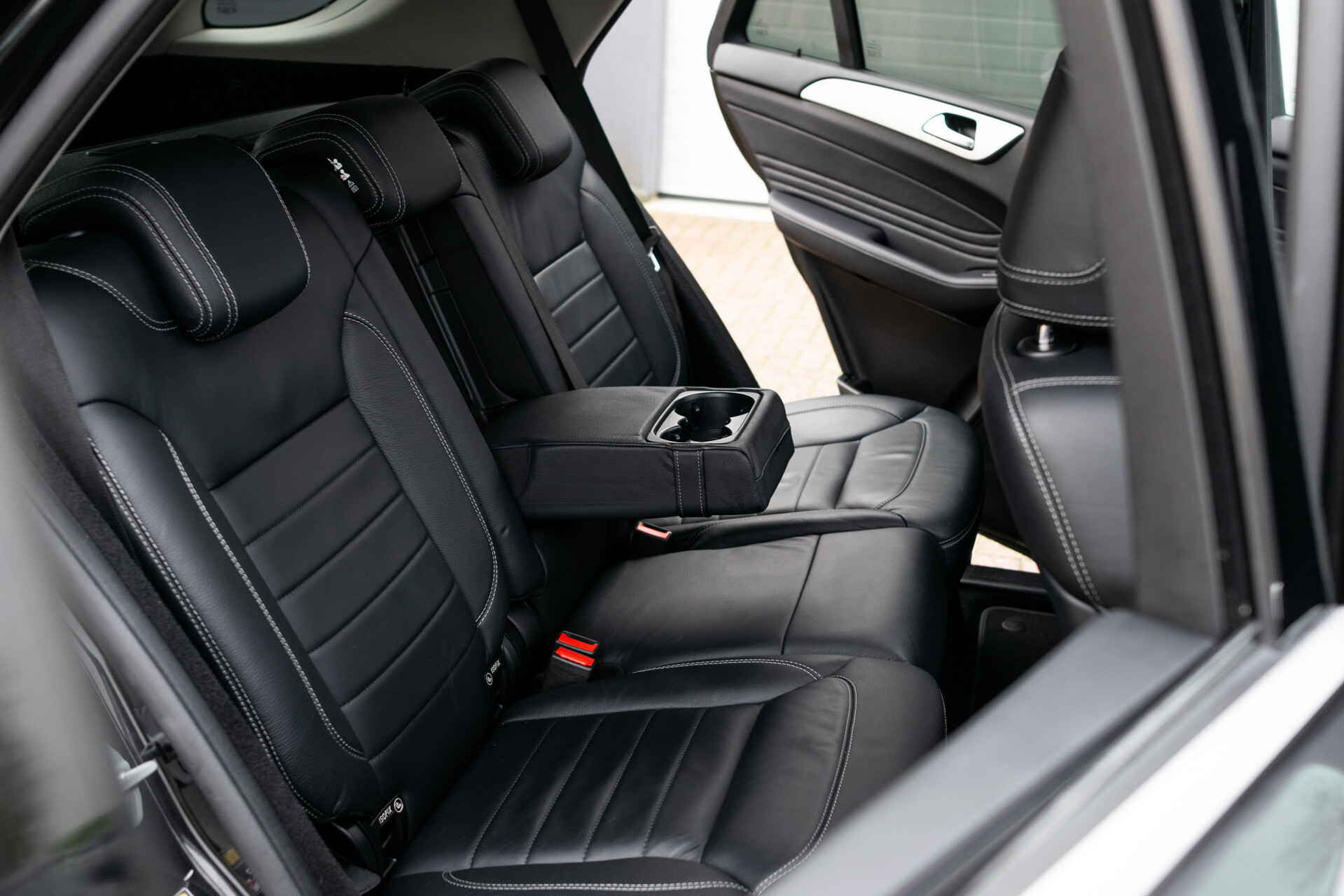 Mercedes-Benz M-Klasse 350 Bluetec 4-M AMG Full Options | Volledige historie Foto 4