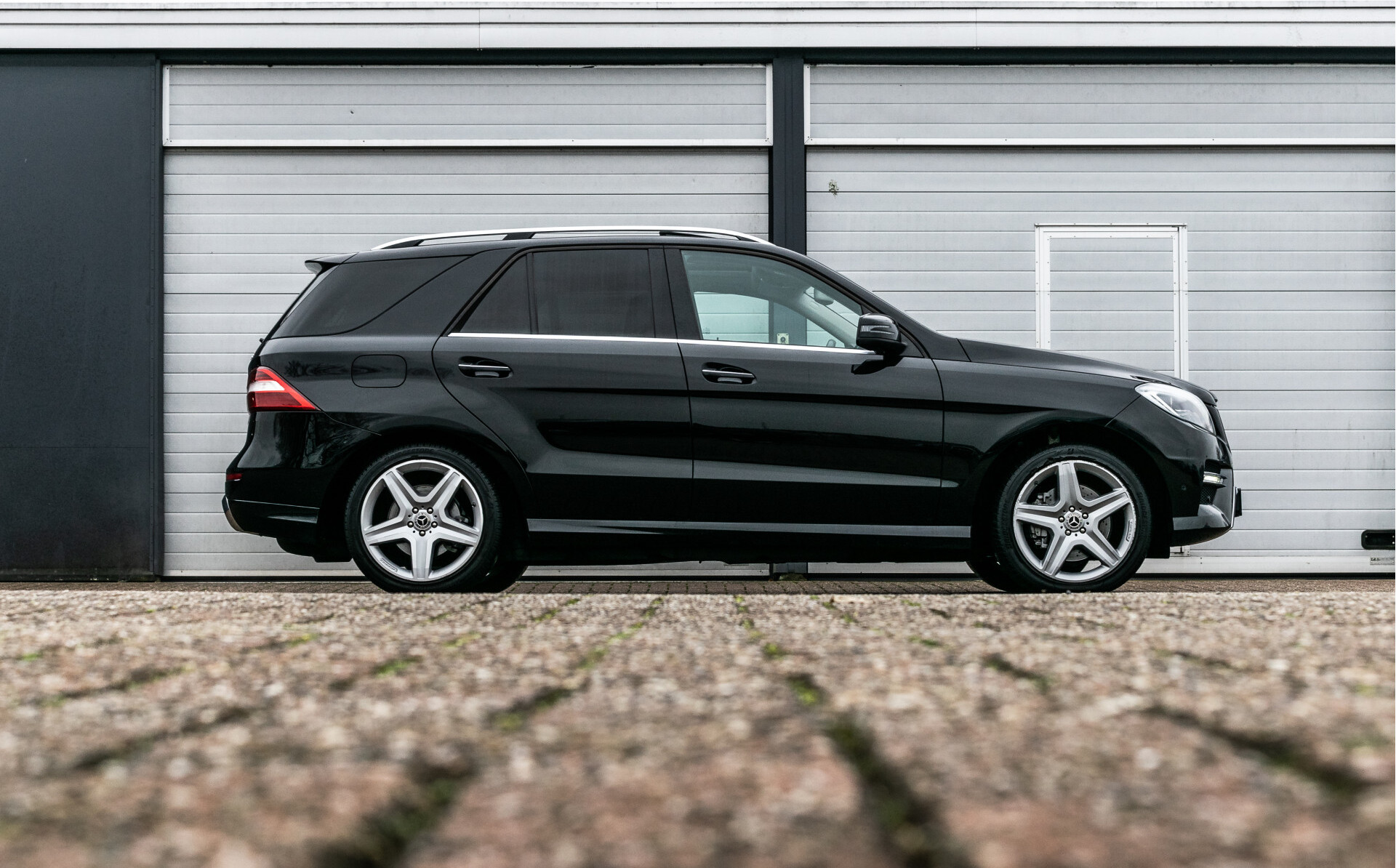 Mercedes-Benz M-Klasse 350 Bluetec 4-M AMG Full Options | Volledige historie Foto 8