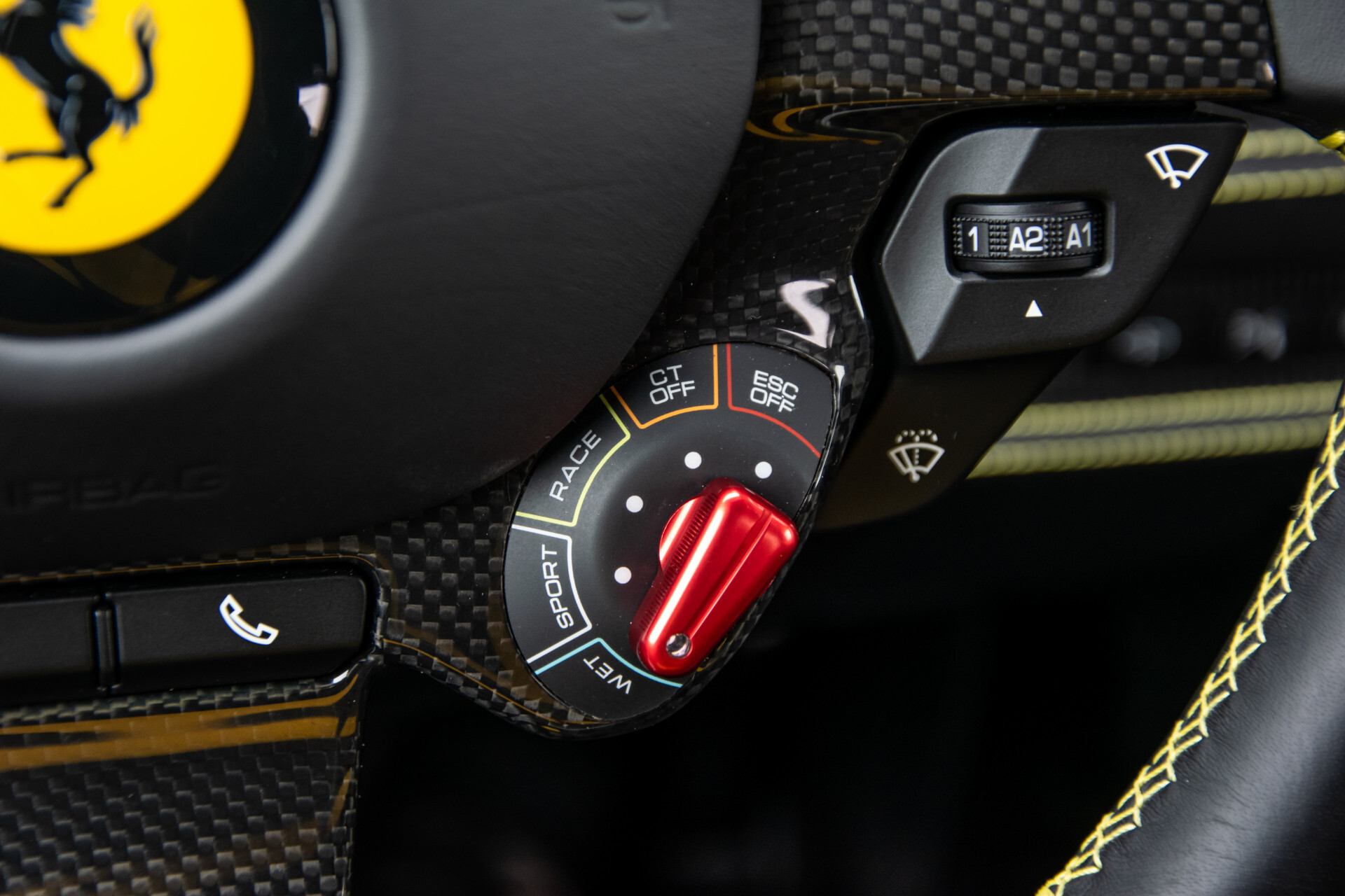 Ferrari F8 Tributo 3.9 V8 HELE Full Carbon | Lift | Racing Seats | Passenger Display | JBL | Camera Foto 10