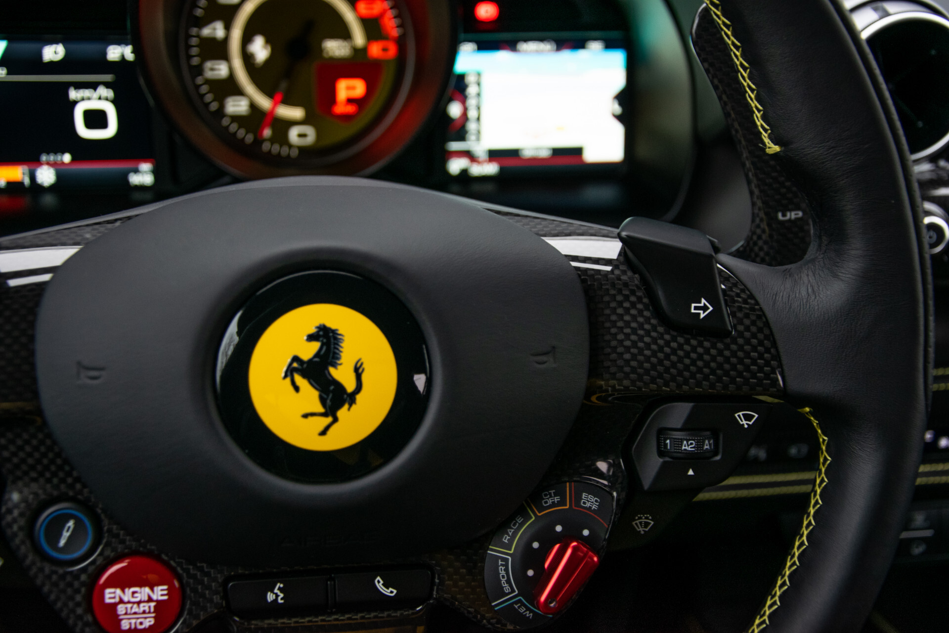 Ferrari F8 Tributo 3.9 V8 HELE Full Carbon | Lift | Racing Seats | Passenger Display | JBL | Camera Foto 11