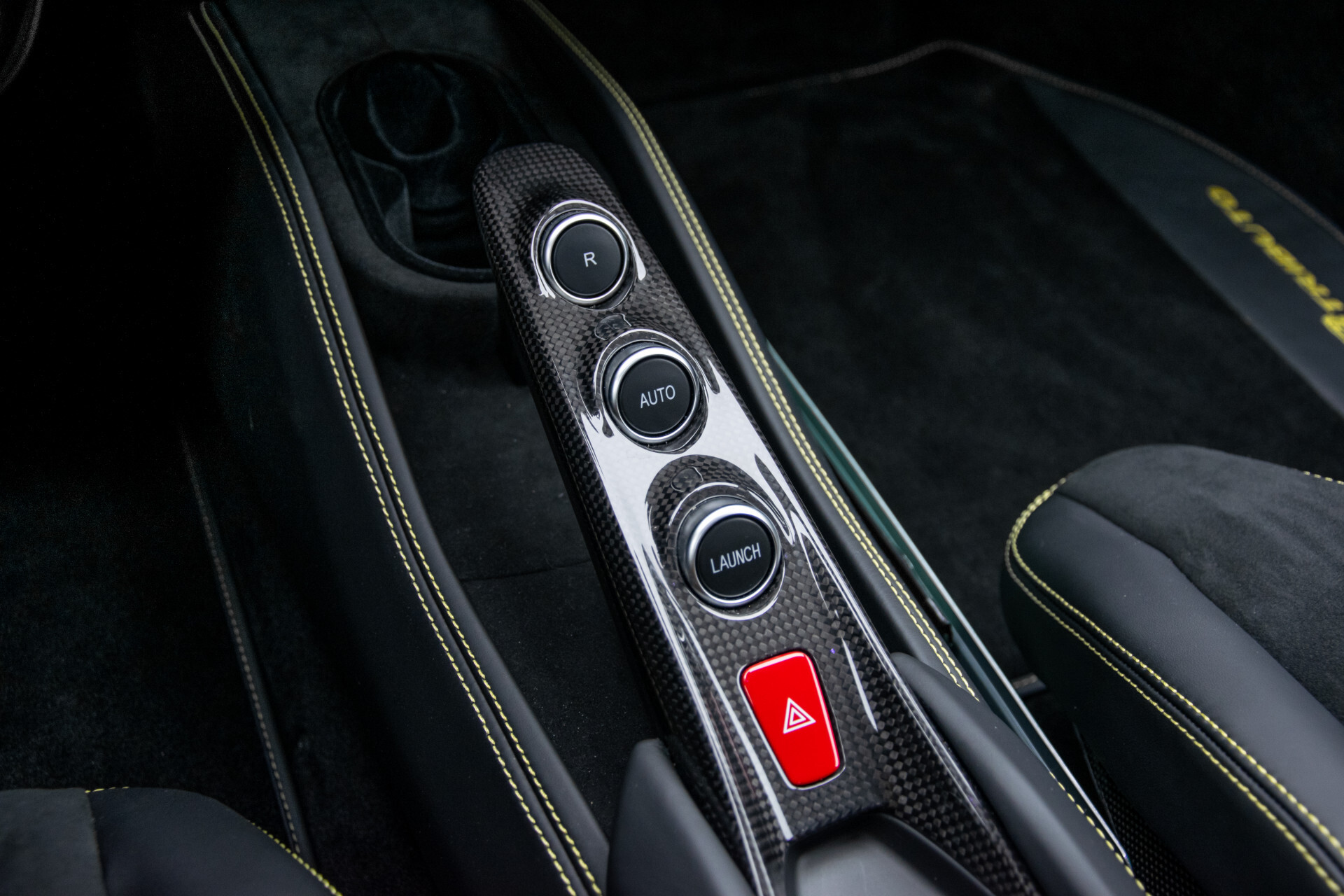 Ferrari F8 Tributo 3.9 V8 HELE Full Carbon | Lift | Racing Seats | Passenger Display | JBL | Camera Foto 40