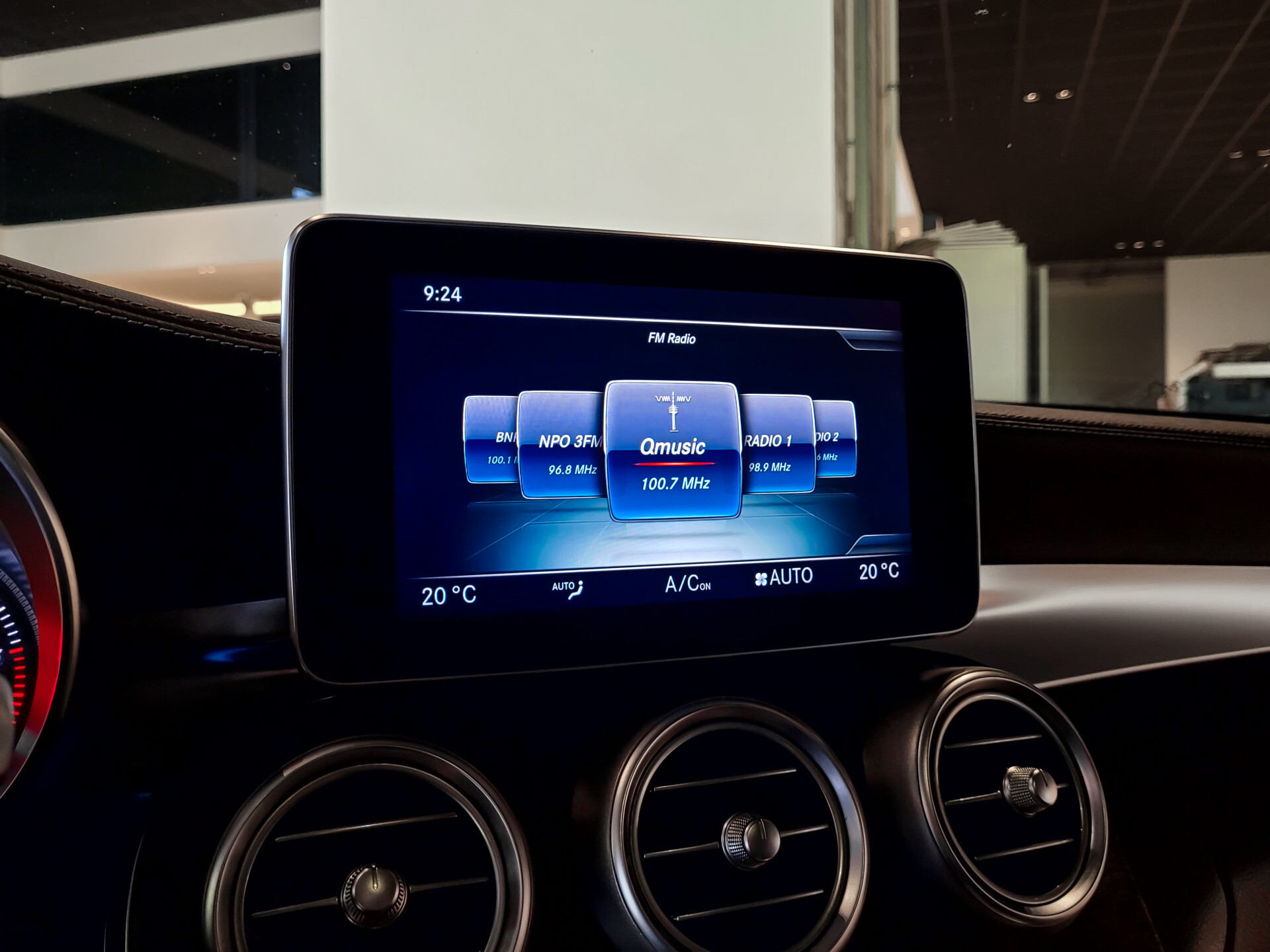 Mercedes-Benz C-Klasse Estate 250 Cdi AMG Panorama | Luchtvering | Distronic | Comand | Trekhaak | LED | 19" Foto 10