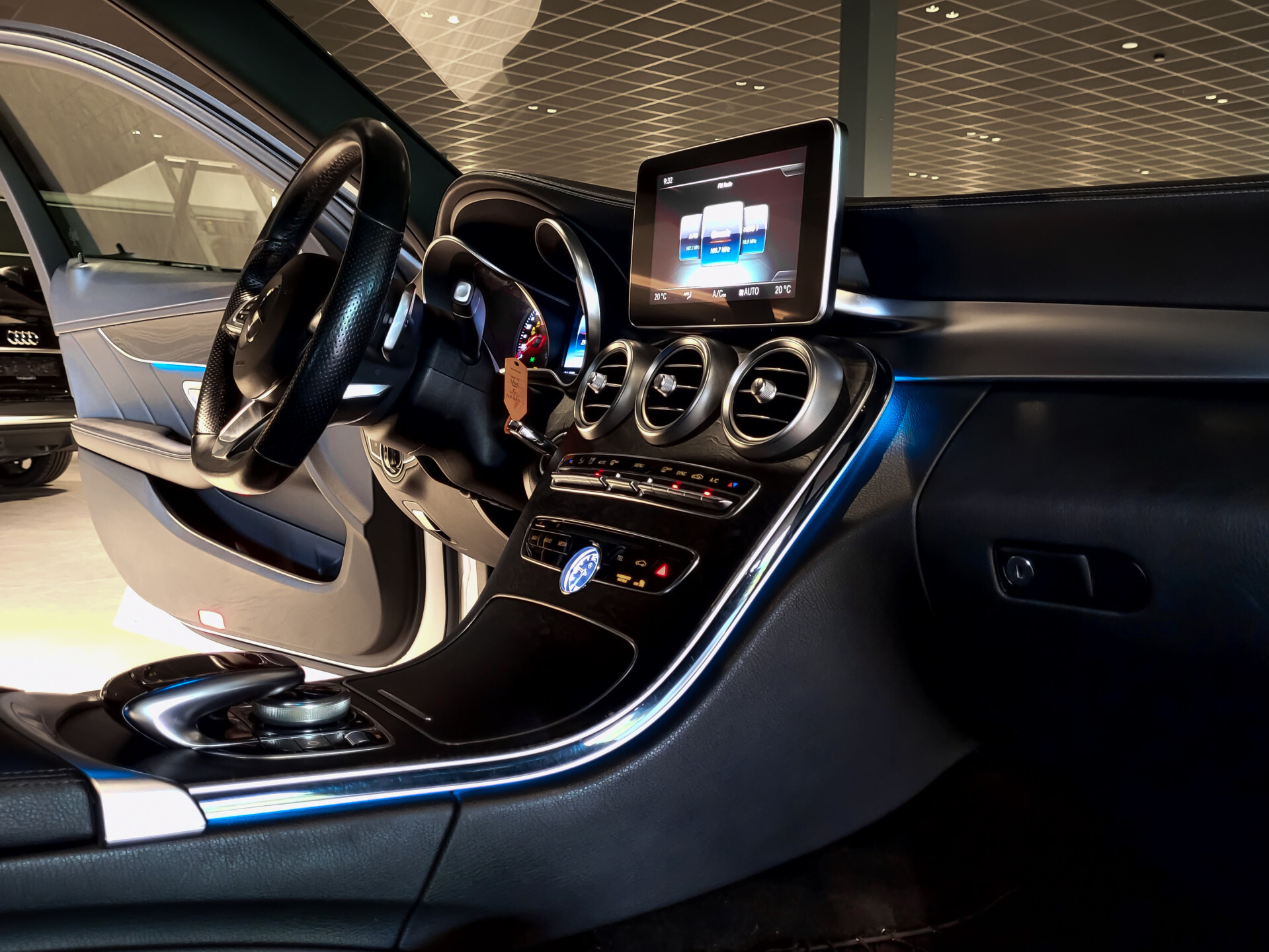 Mercedes-Benz C-Klasse Estate 250 Cdi AMG Panorama | Luchtvering | Distronic | Comand | Trekhaak | LED | 19" Foto 24
