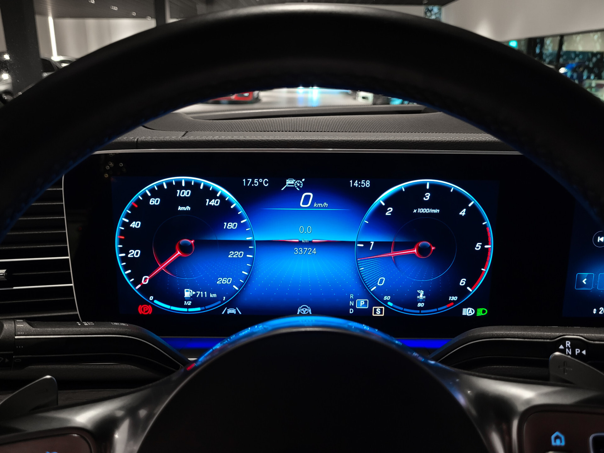 Mercedes-Benz GLE Coupé 400 d 4-M AMG Night Luchtvering | HUD | Rij-Assistentie | Keyless | Stoelkoeling | Trekhaak | Nappa Aut9 Foto 18