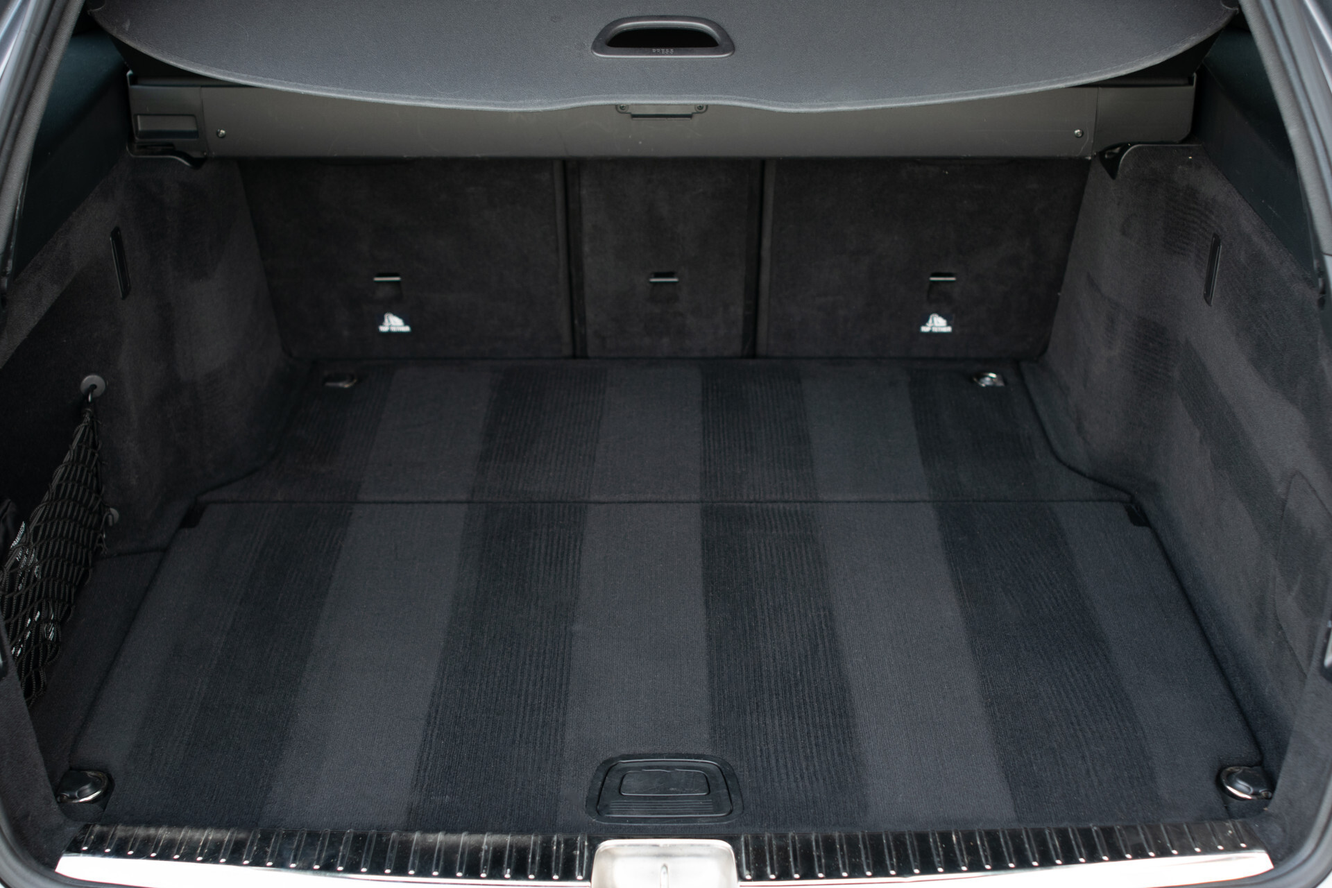 Mercedes-Benz C-Klasse Estate 180 AMG Sport Edition Leder | Sfeerverlichting | Aut-kofferklep | LED | 19" | New Service/APK Foto 29