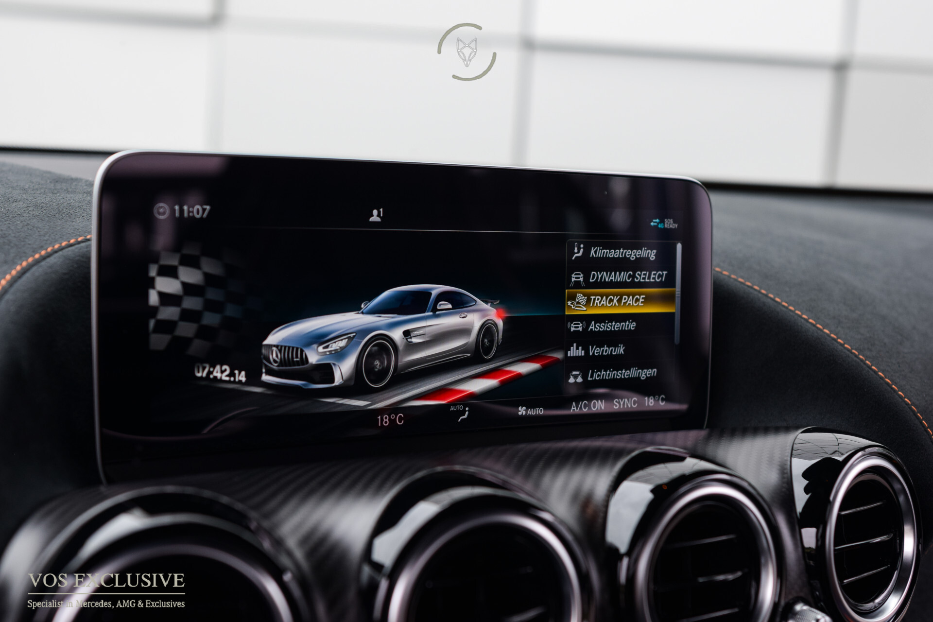 Mercedes-Benz AMG GT 4.0 Black Series Full Carbon | Burmester 3D | NL Auto Foto 35