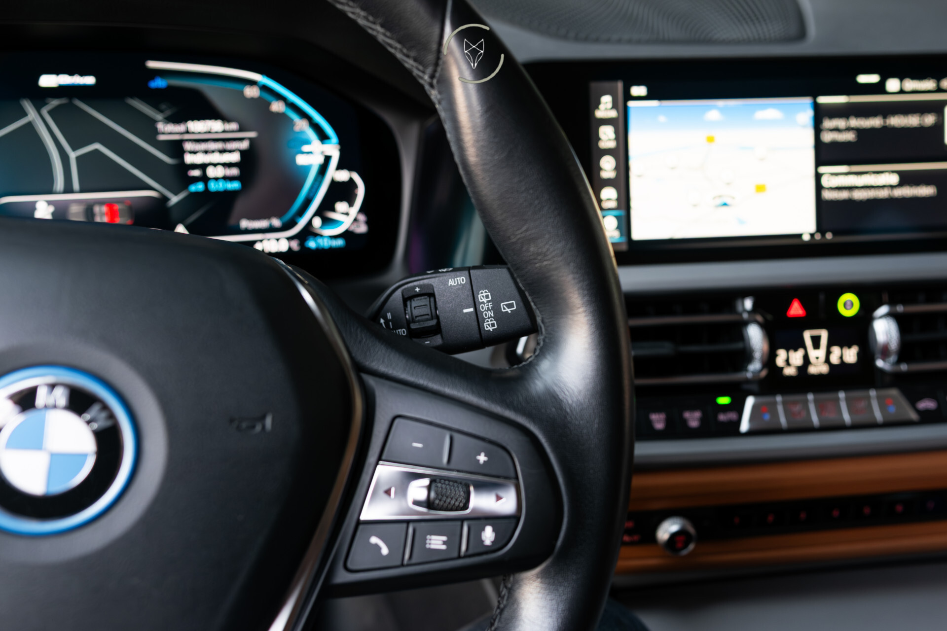 BMW 3 Serie Touring 330e Advanced Keyless-Go | Driving Assistant | Sportstoelen | HUD | 18" | Live Cockpit Pro | Hifi | Leder | LED Foto 30