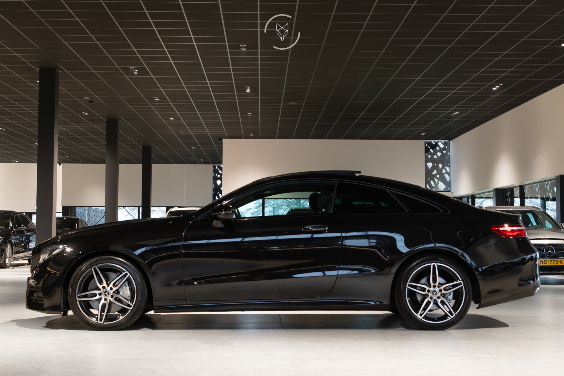 Mercedes-Benz E-Klasse Coupé 300 AMG Night | Pano | Keyless | Distronic | Burmester | Mem | Flowing Lines | New Service Foto 10