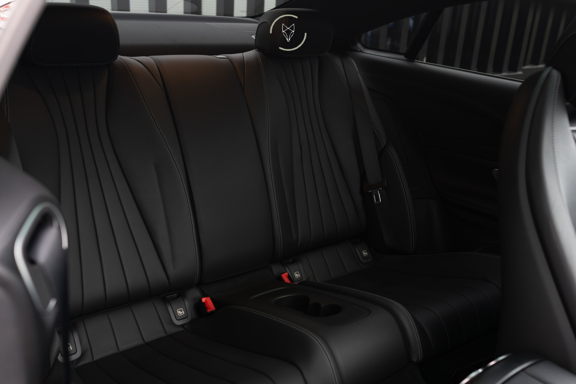 Mercedes-Benz E-Klasse Coupé 300 AMG Night | Pano | Keyless | Distronic | Burmester | Mem | Flowing Lines | New Service Foto 12
