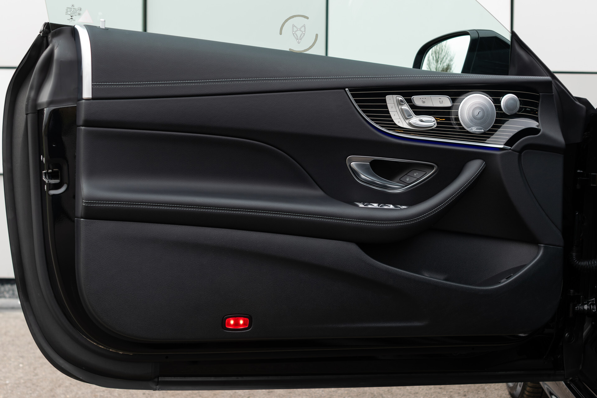 Mercedes-Benz E-Klasse Coupé 300 AMG Night | Pano | Keyless | Distronic | Burmester | Mem | Flowing Lines | New Service Foto 14
