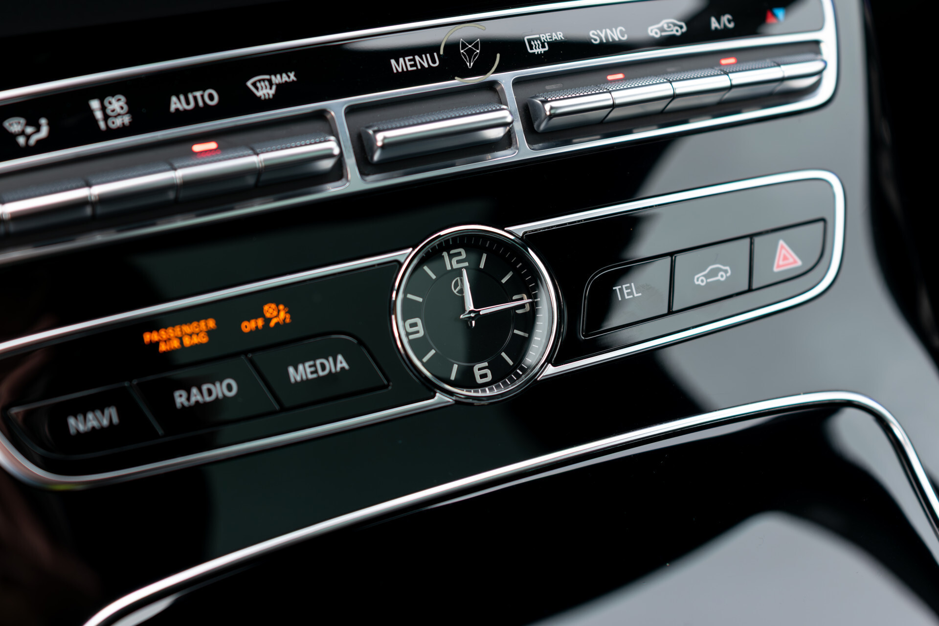 Mercedes-Benz E-Klasse Coupé 300 AMG Night | Pano | Keyless | Distronic | Burmester | Mem | Flowing Lines | New Service Foto 23