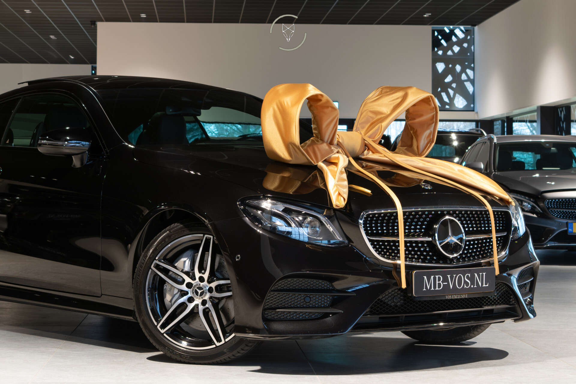 Mercedes-Benz E-Klasse Coupé 300 AMG Night | Pano | Keyless | Distronic | Burmester | Mem | Flowing Lines | New Service Foto 4