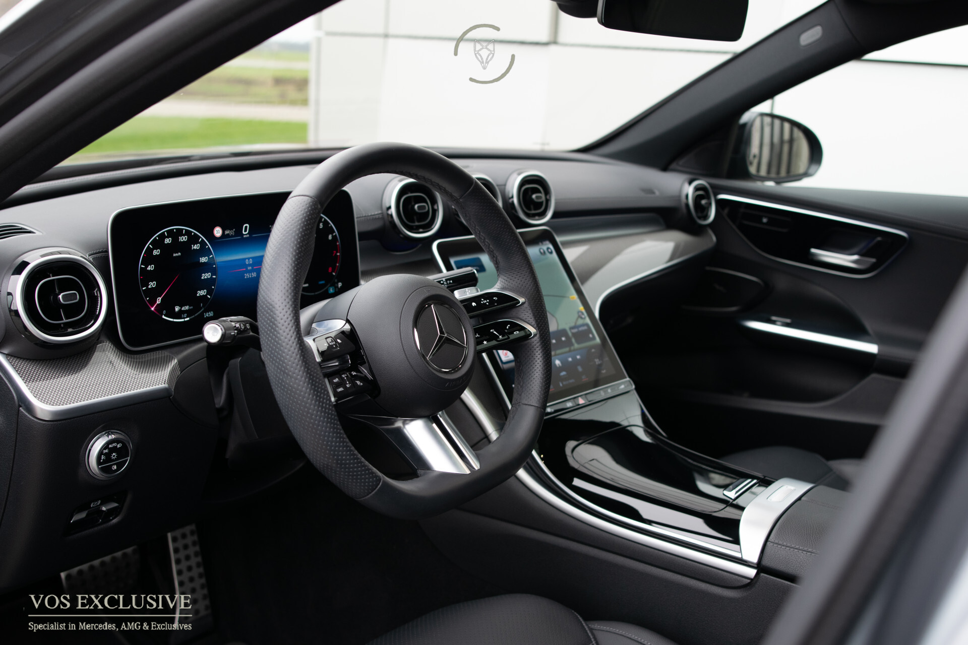 Mercedes-Benz C-Klasse Estate 300 AMG Night Massage | ACC | Keyless | Pano | 360° | Soundsysteem | LED | 19" | New Service Foto 18