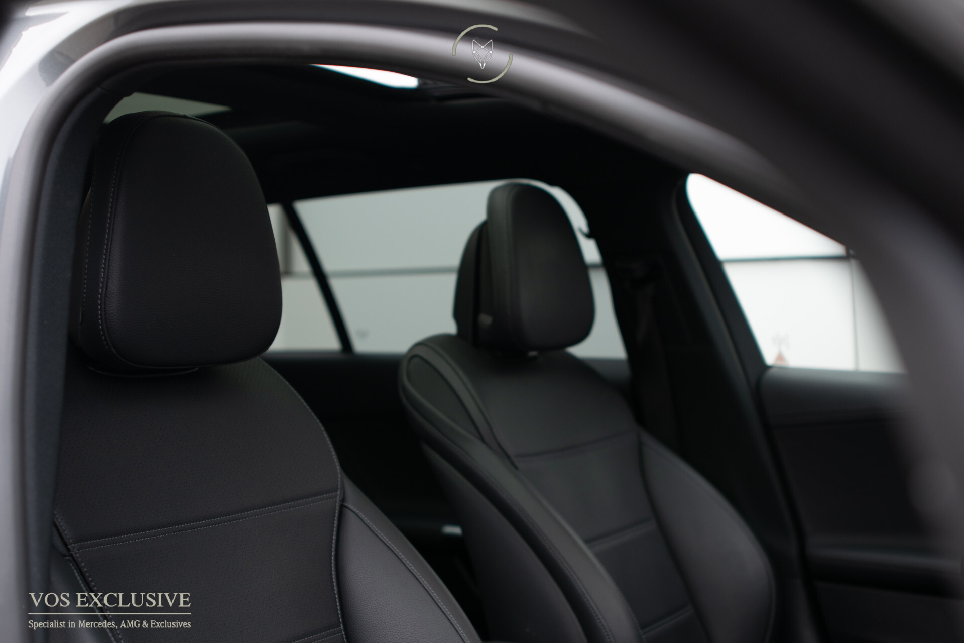 Mercedes-Benz C-Klasse Estate 300 AMG Night Massage | ACC | Keyless | Pano | 360° | Soundsysteem | LED | 19" | New Service Foto 7