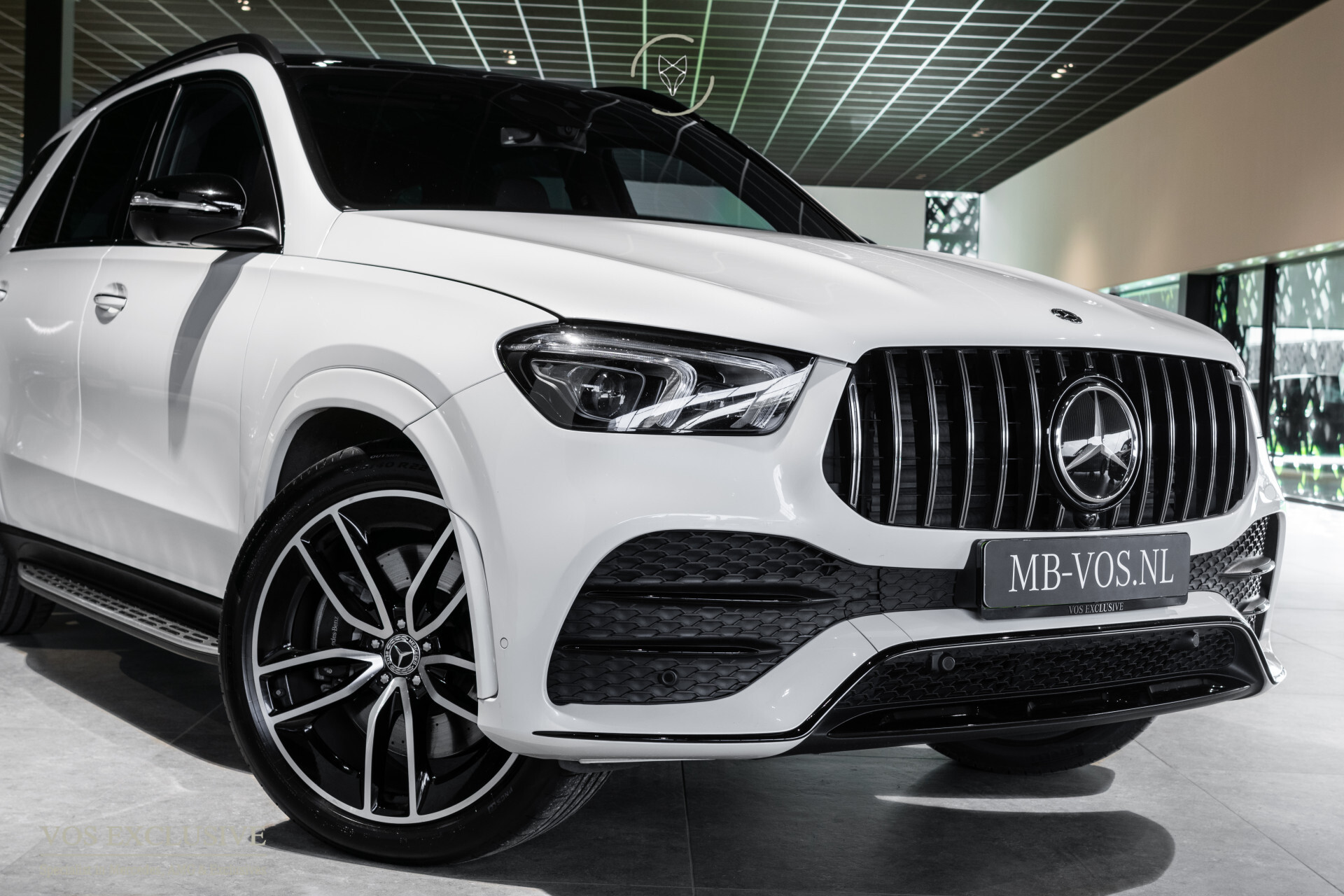 Mercedes-Benz GLE 450 4-M AMG Night | Luchtvering | Carbon | Nappa | ACC | HUD | Keyless | Standkachel | Softclose | Manufaktur | Burmester | Mem | Trekhaak Foto 47
