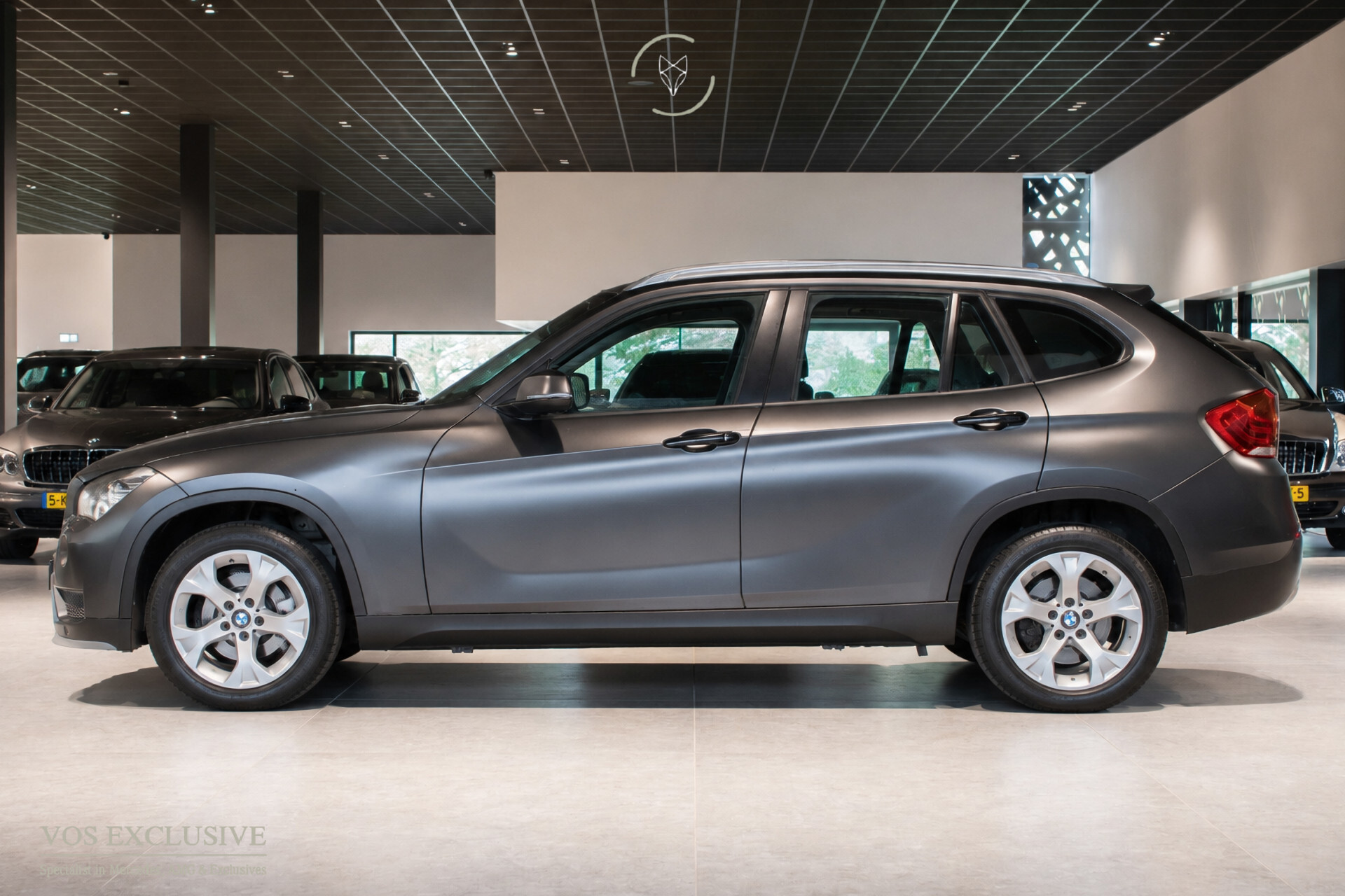 BMW X1 sDrive18d High Executive 1ste eigenaar | Volledige historie | Bi-Xenon | 17'' | Cruise | PDC | Aut8 Foto 4