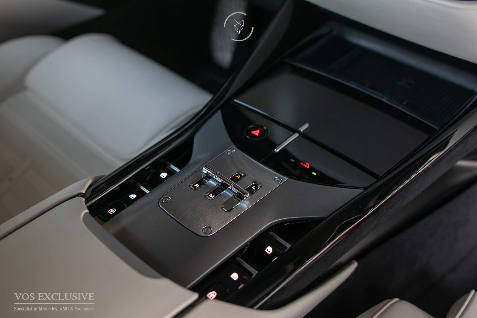 Ferrari Purosangue 6.5 V12 Full Carbon in- en exterior | Pelle Bianca Special Leather | Geventileerde stoelen met massage Foto 39