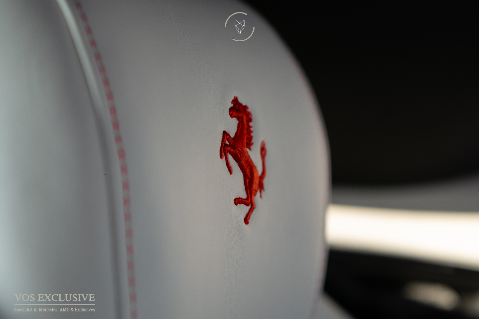 Ferrari Purosangue 6.5 V12 Full Carbon in- en exterior | Pelle Bianca Special Leather | Geventileerde stoelen met massage Foto 47