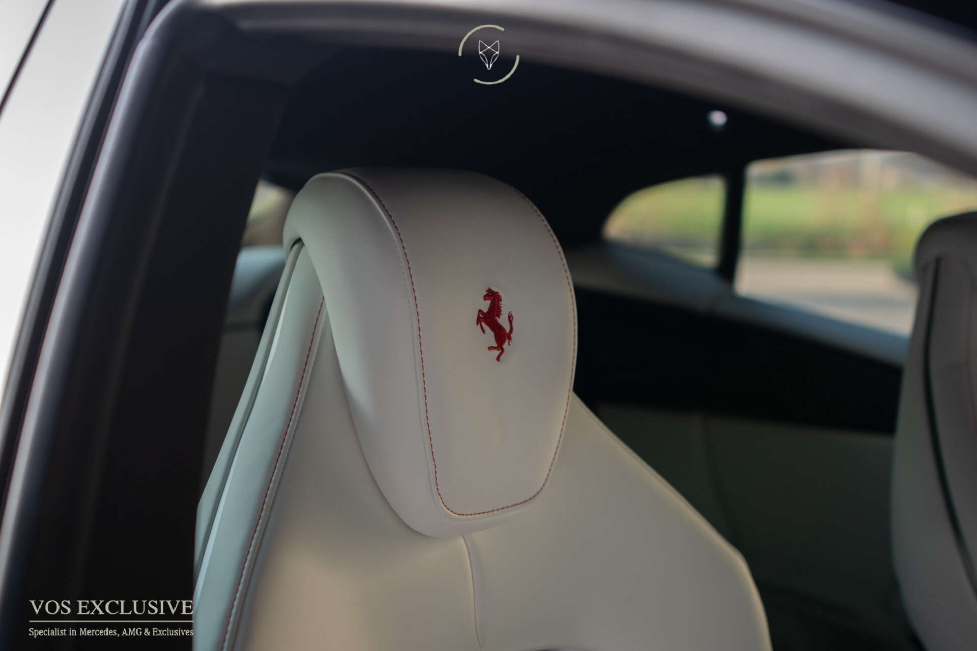 Ferrari Purosangue 6.5 V12 Full Carbon in- en exterior | Pelle Bianca Special Leather | Geventileerde stoelen met massage Foto 8