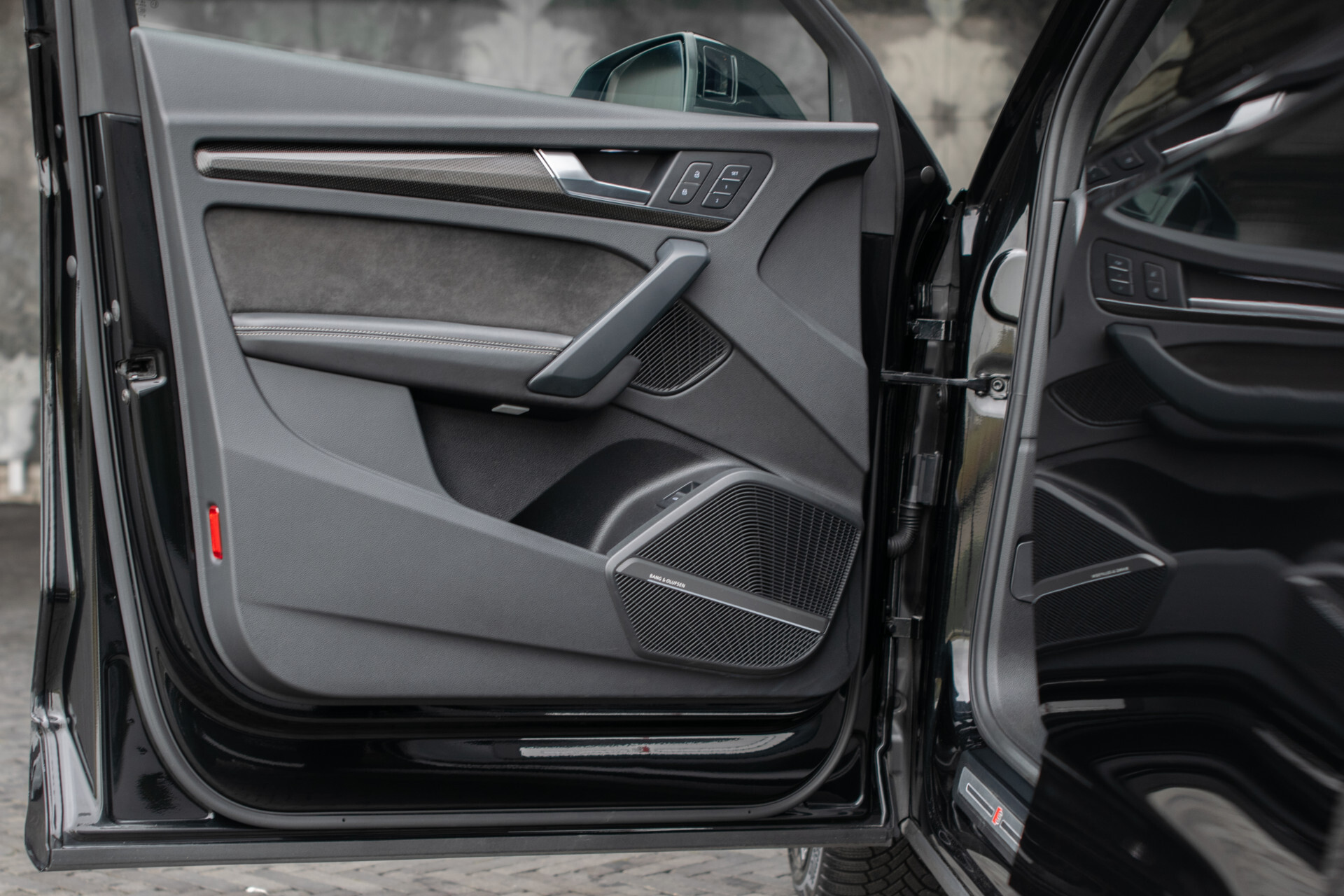 Audi SQ5 3.0 Tdi Quattro ABT | Carbon | B&O | ACC | Ruitleder | Luchtvering | HUD | Standkachel | Blackline | 21" | Matrix LED | New Service Foto 7