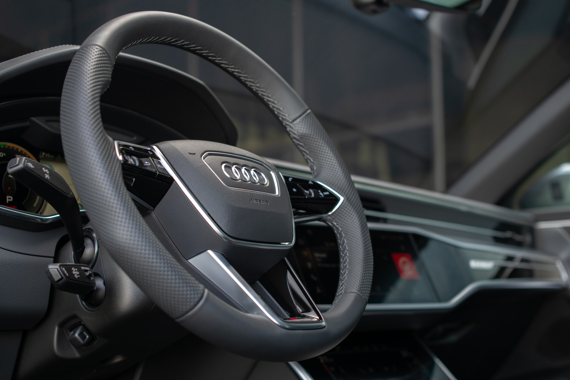 Audi A6 Avant 55 TFSI e quattro Pro Line S Competition B&O | Sportstoelen+ | Comfortsleutel | HUD | Fijnnappa | 21" | Zwart optiek Foto 22
