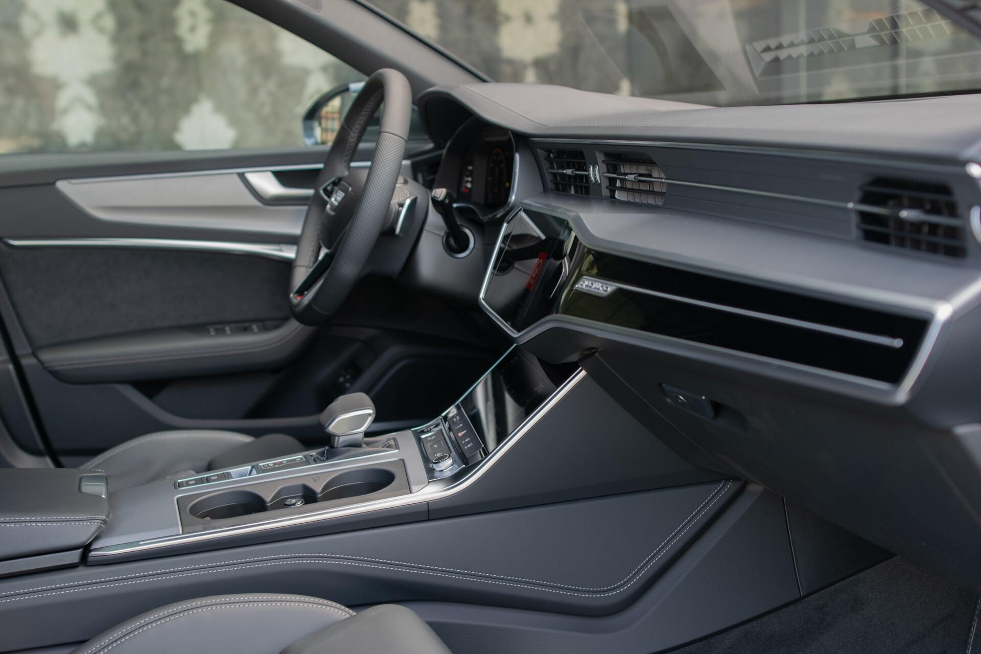 Audi A6 Avant 55 TFSI e quattro Pro Line S Competition B&O | Sportstoelen+ | Comfortsleutel | HUD | Fijnnappa | 21" | Zwart optiek Foto 26