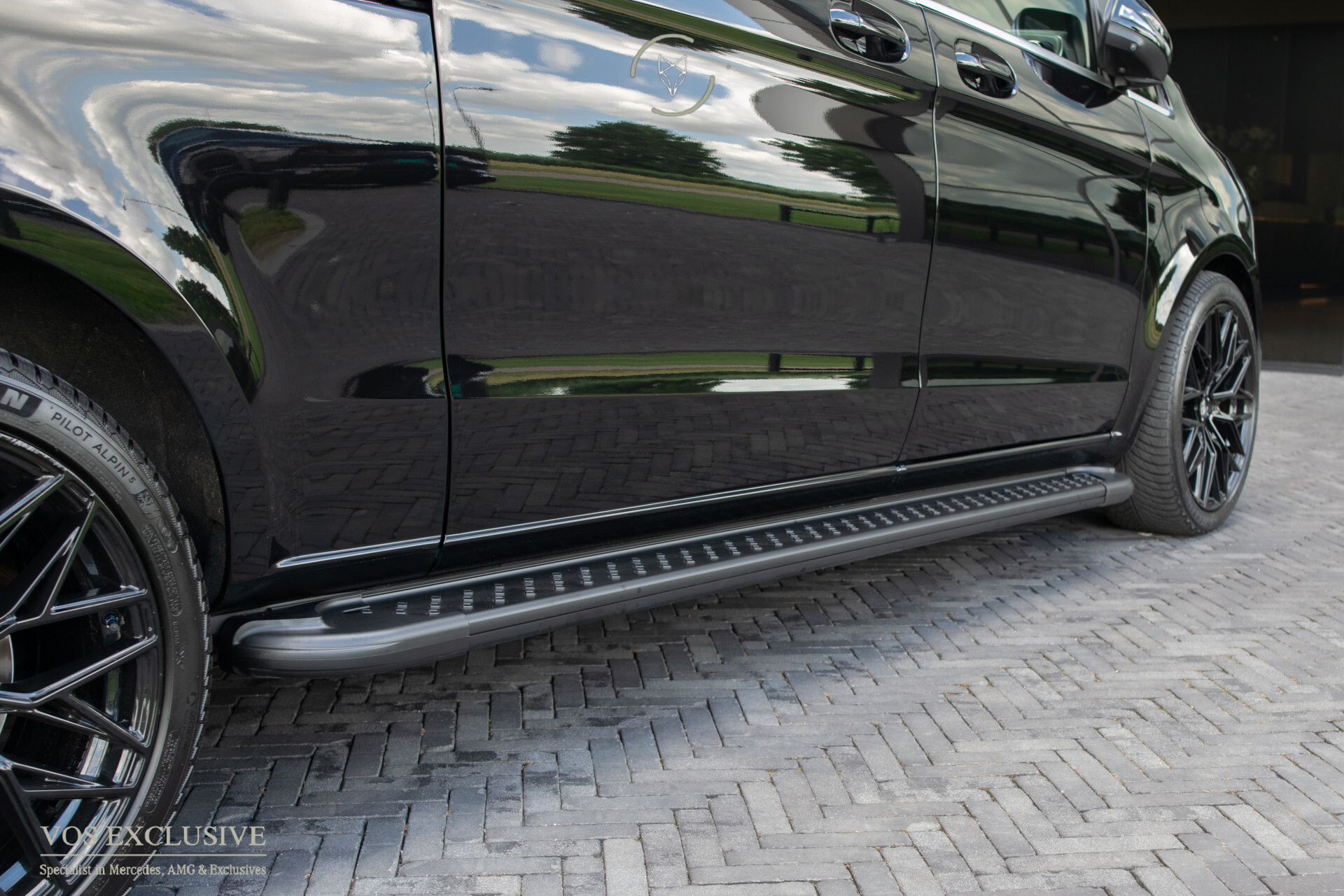 Mercedes-Benz V-Klasse 300 d Extra Lang DC Avantgarde NW MODEL | 20'' Concave | Aerodynamica | MBUX | 360° | ACC | Multibeam | 3x elec deuren | Sidesteps Foto 41