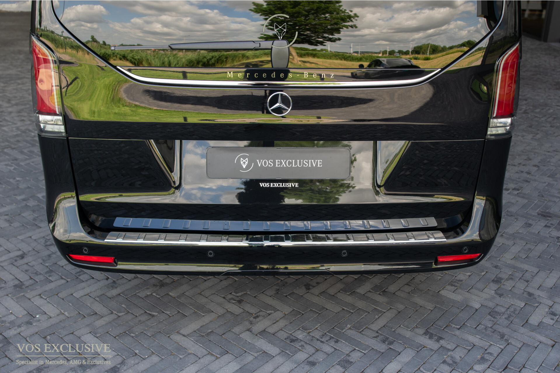 Mercedes-Benz V-Klasse 300 d Extra Lang DC Avantgarde NW MODEL | 20'' Concave | Aerodynamica | MBUX | 360° | ACC | Multibeam | 3x elec deuren | Sidesteps Foto 57
