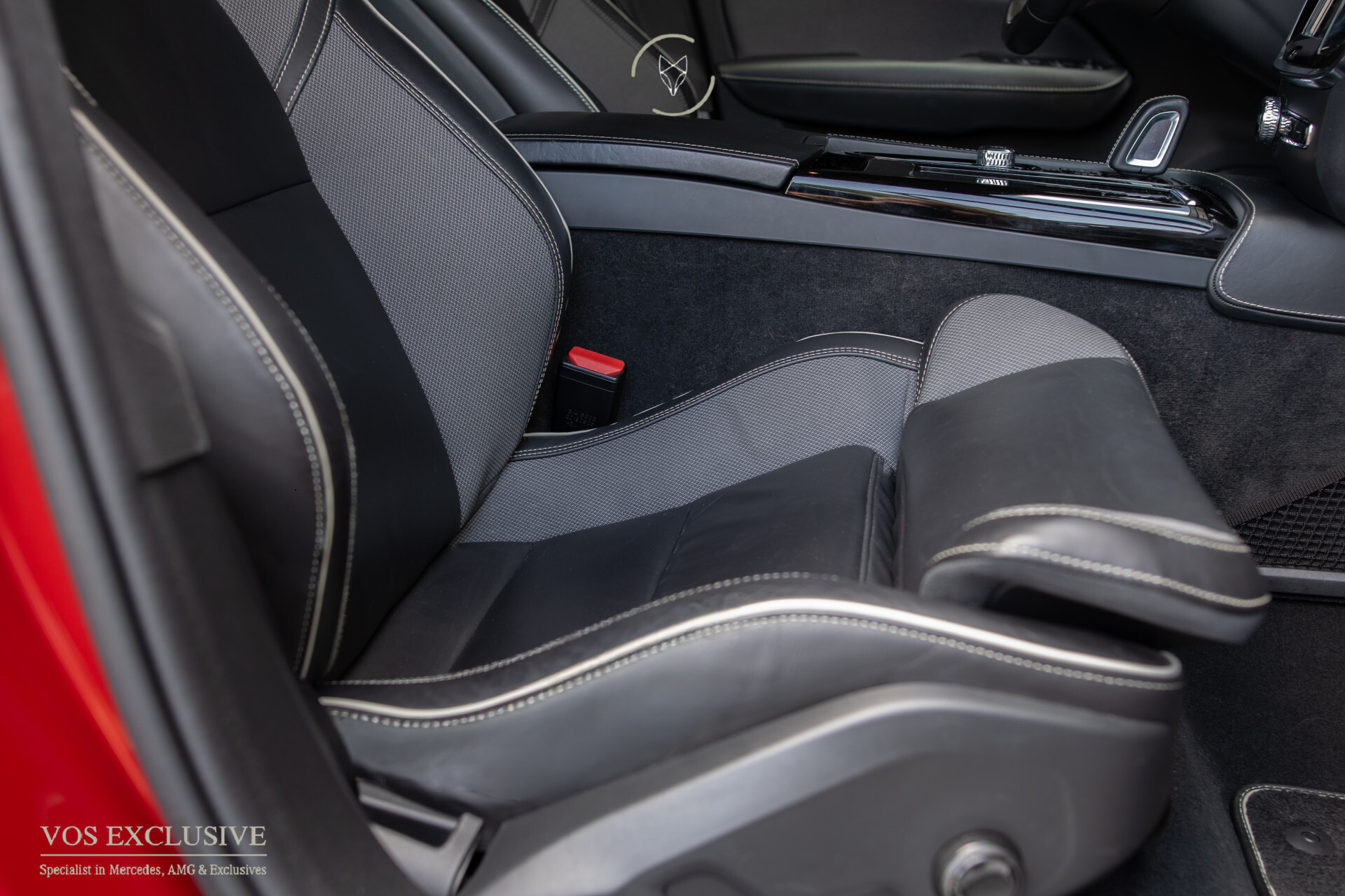 Volvo S60 2.0 T6 AWD Twin Engine R-Design Harman-Kardon | ACC | Keyless | 18" | Verw-sportstoelen | Camera | Aut8 Foto 14