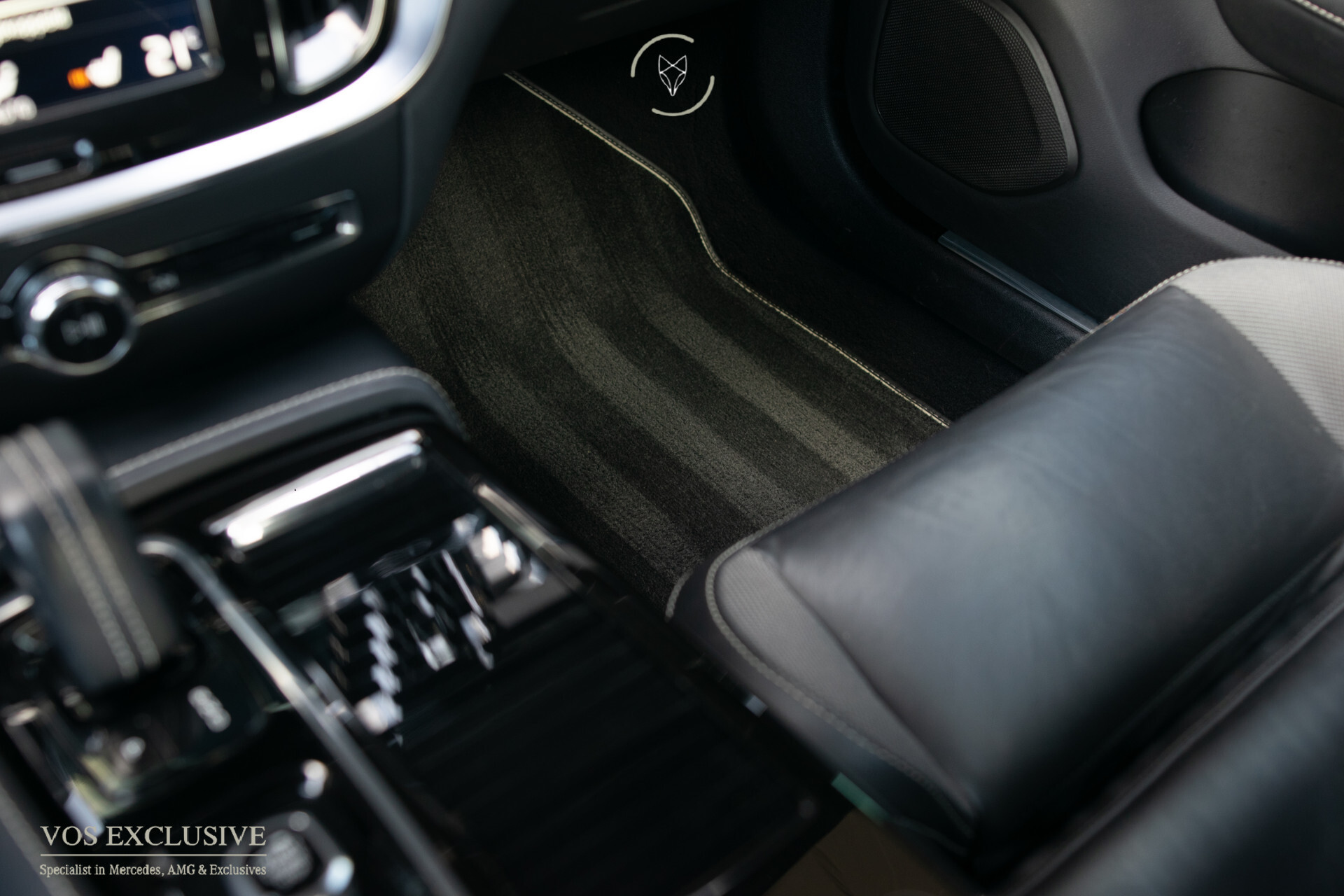 Volvo S60 2.0 T6 AWD Twin Engine R-Design Harman-Kardon | ACC | Keyless | 18" | Verw-sportstoelen | Camera | Aut8 Foto 27