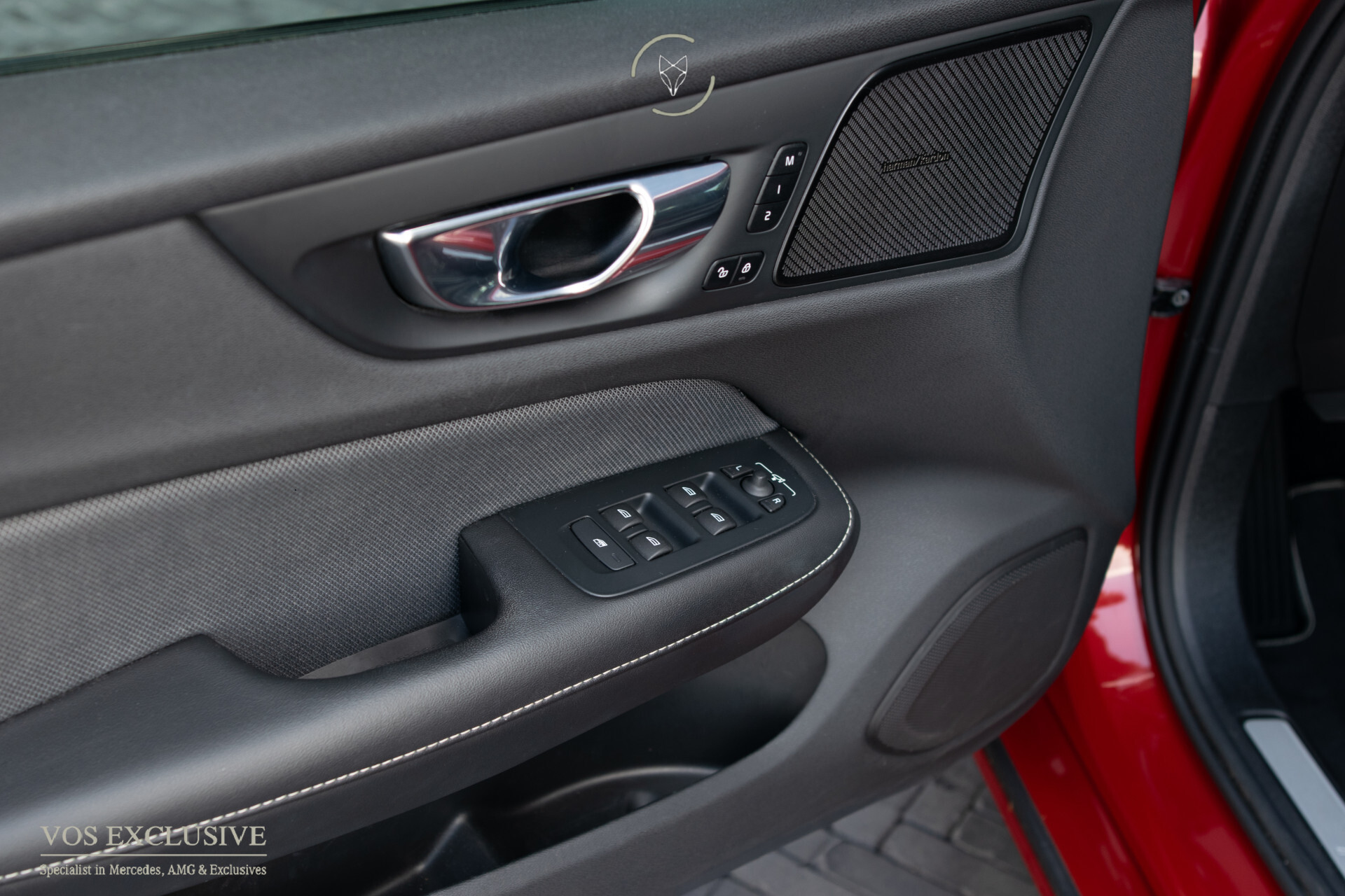 Volvo S60 2.0 T6 AWD Twin Engine R-Design Harman-Kardon | ACC | Keyless | 18" | Verw-sportstoelen | Camera | Aut8 Foto 9