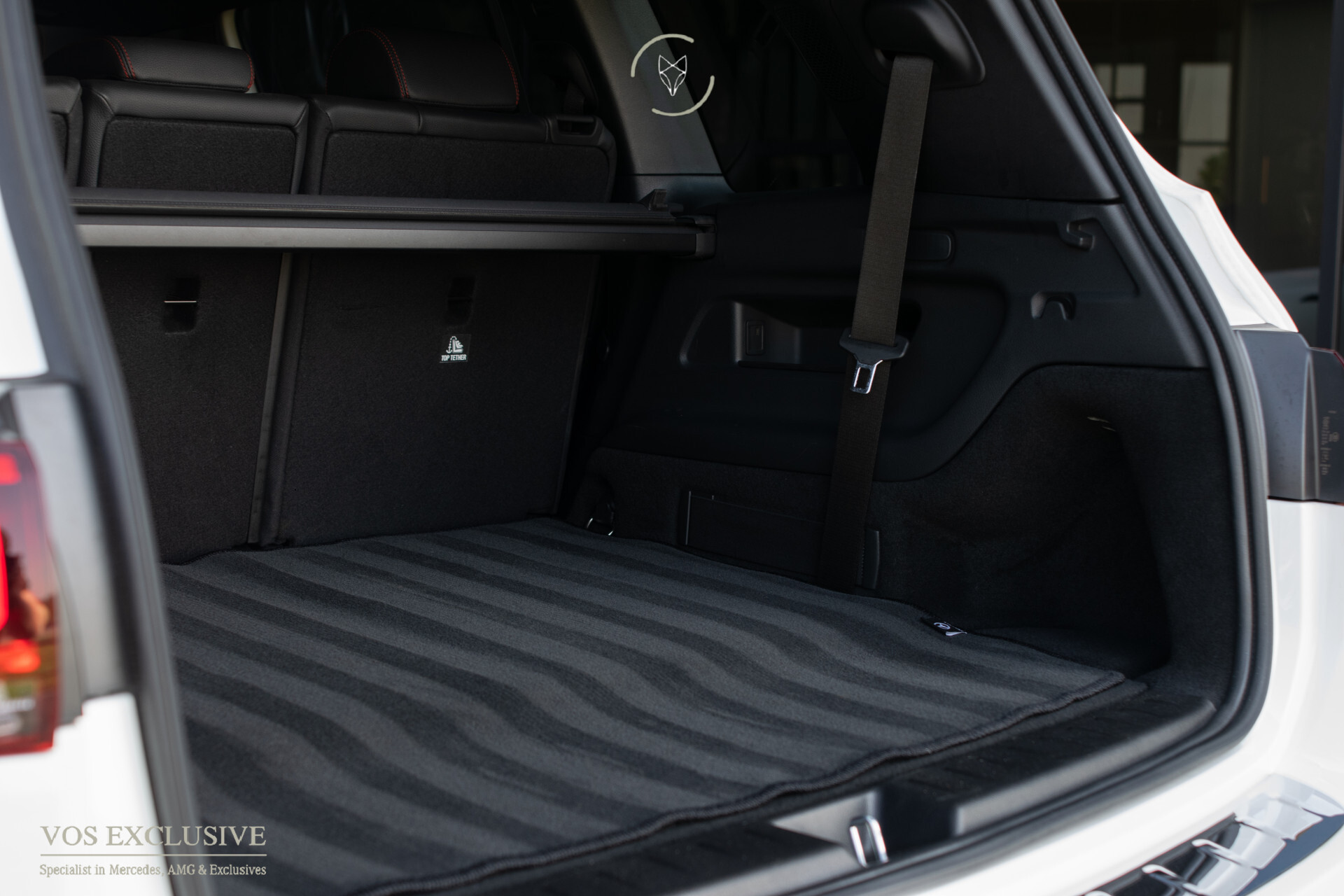 Mercedes-Benz EQB 300 4MATIC AMG 67 kWh 7-persoons | Night | Keyless | SOH 97,9% | Verw-stln | Cruise | 360° | Panorama | HUD | Sfeer | Nieuwprijs €74.626 Foto 29